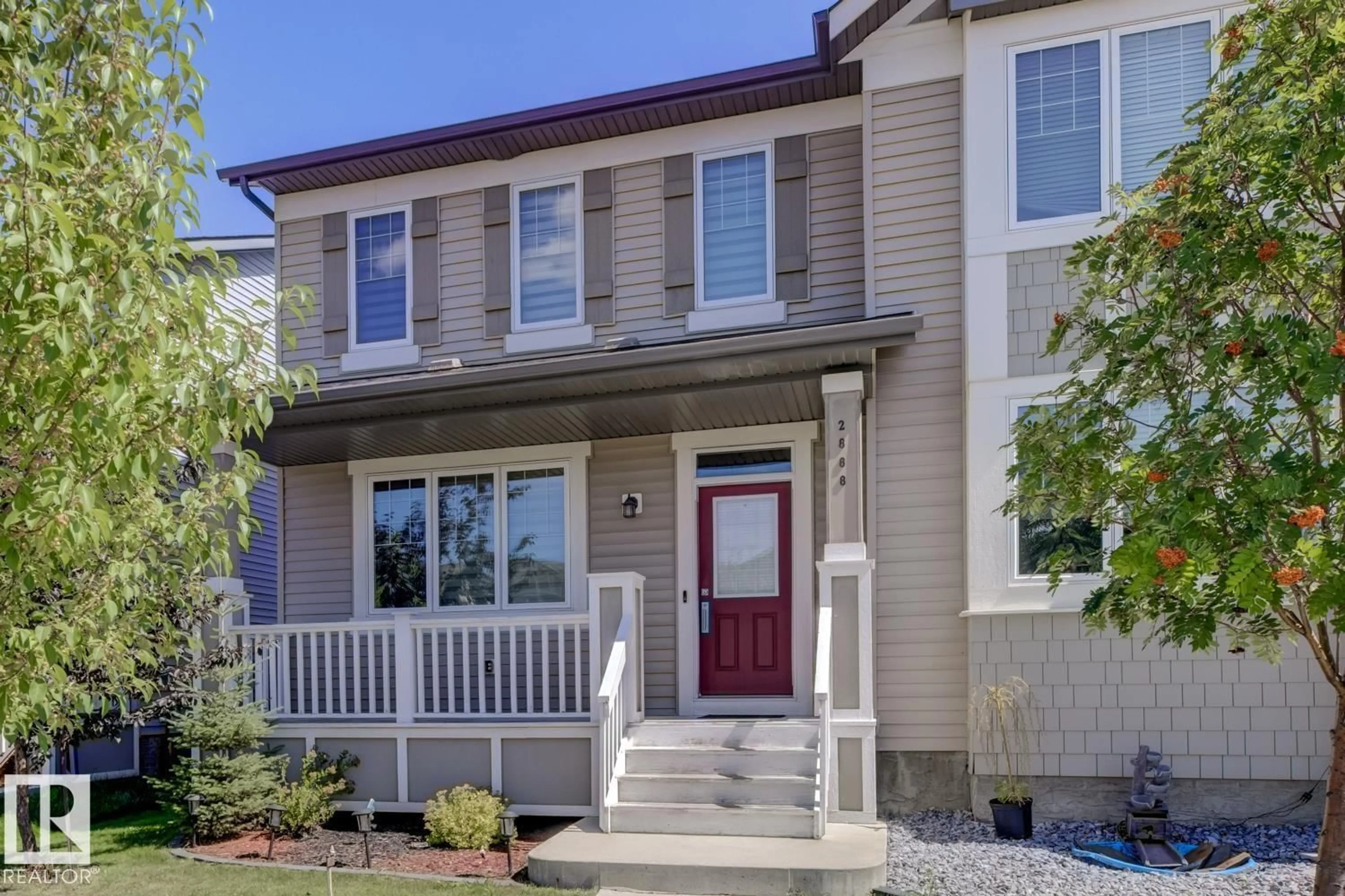 Home with vinyl exterior material, street for 2888 MAPLE WY, Edmonton Alberta T6T0T4