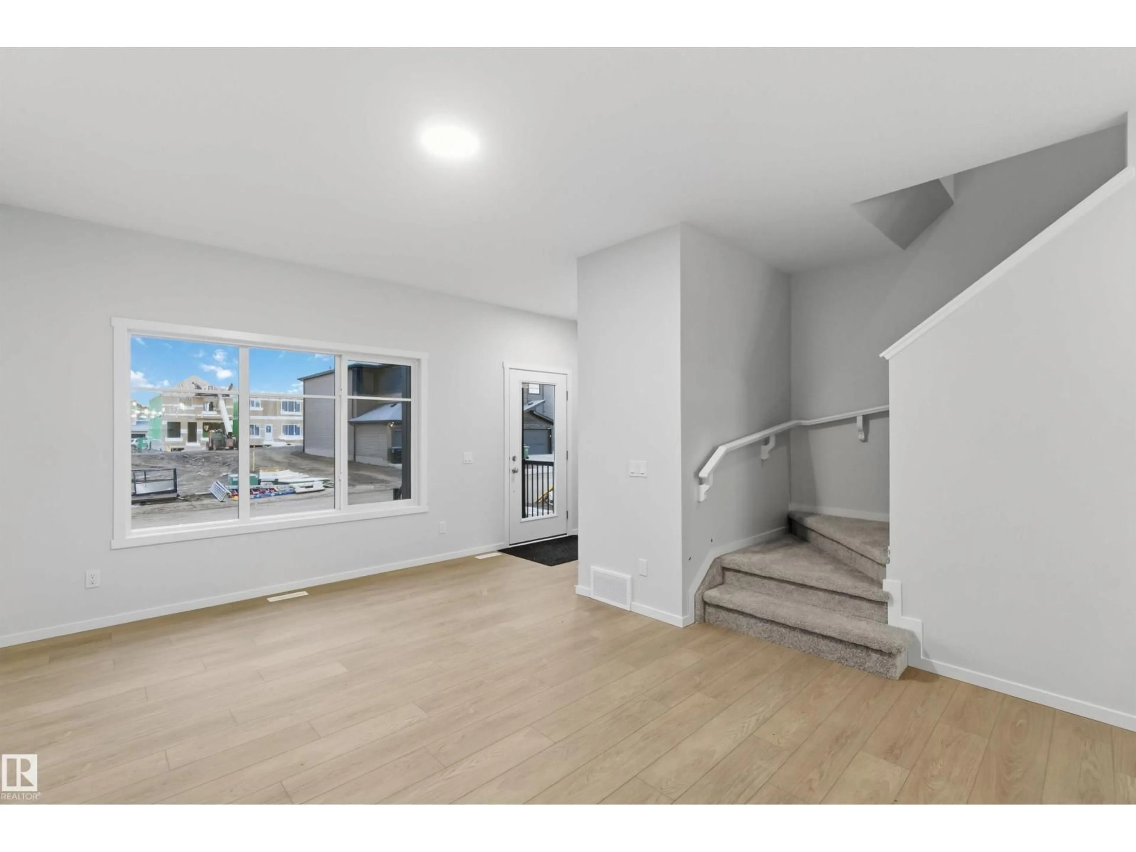 Unknown for 9083 ELVES LO, Edmonton Alberta T6M3G4