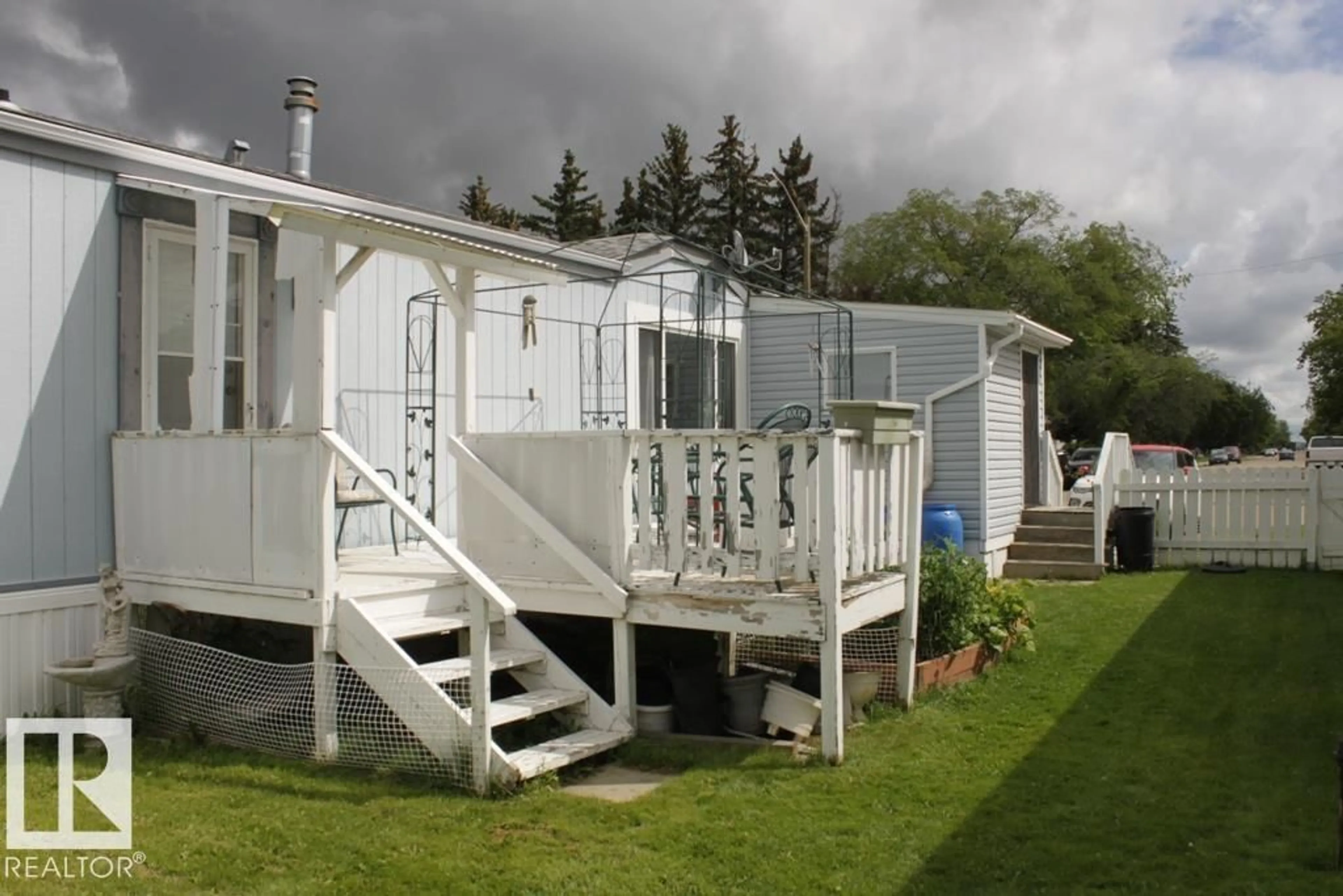 Unknown for 5402 52 ST, Tofield Alberta T0B4J0