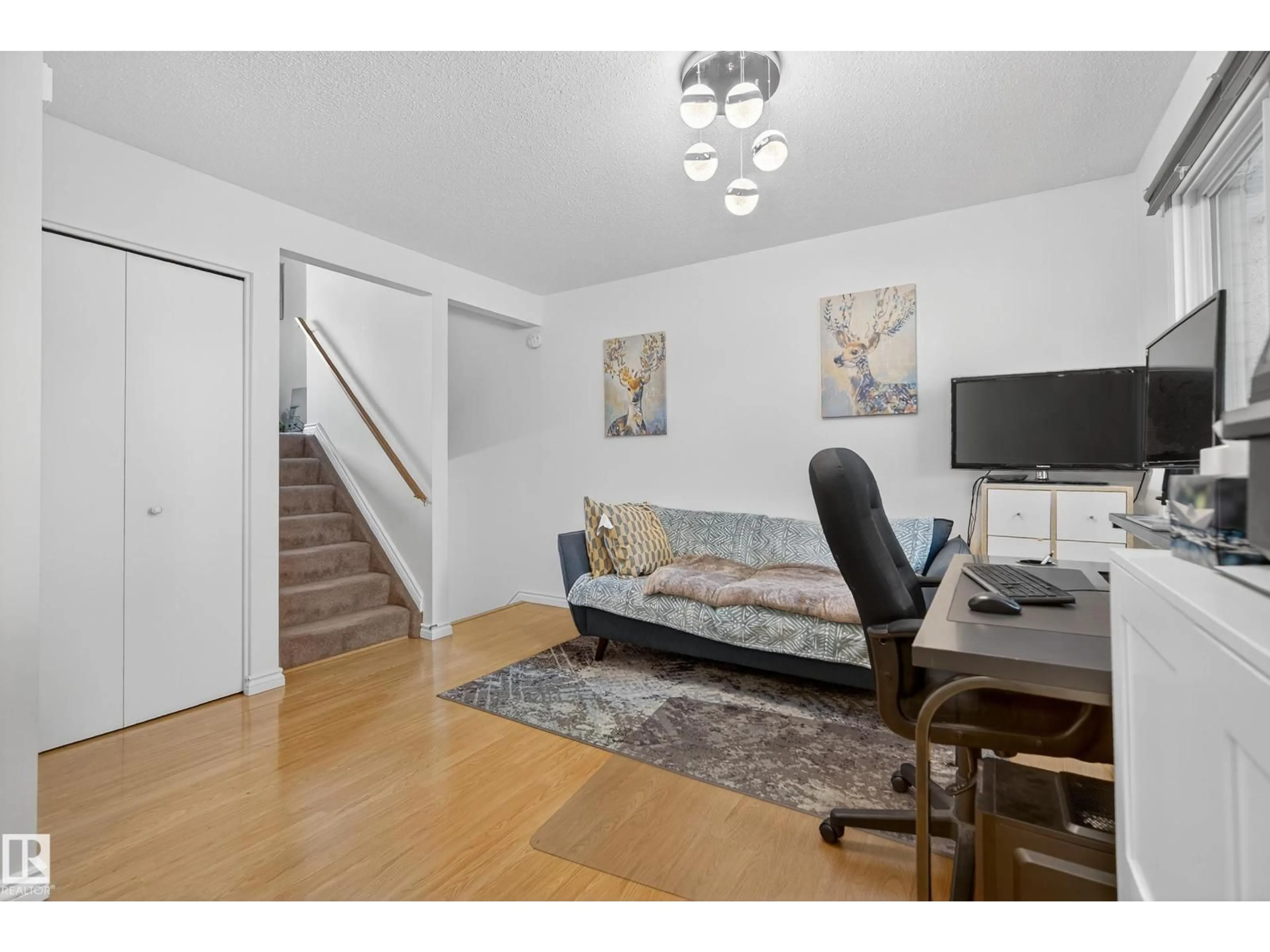 A pic of a room for 77 GRANDIN VG, St. Albert Alberta T8N1R9