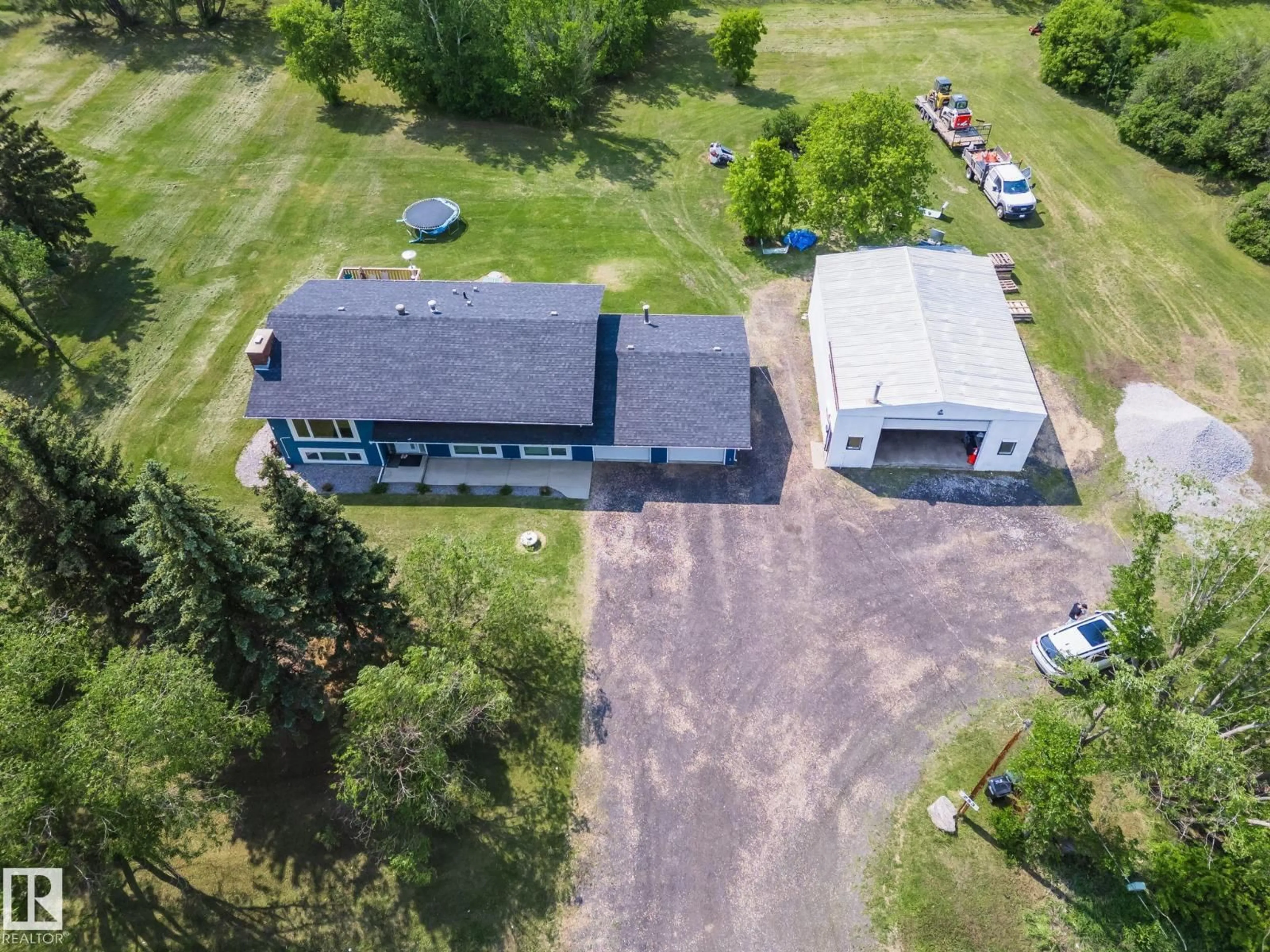 A pic from outside/outdoor area/front of a property/back of a property/a pic from drone, building for 253 TWP ROAD 522 TWP ROAD, Sherwood Park Alberta T8B1G8