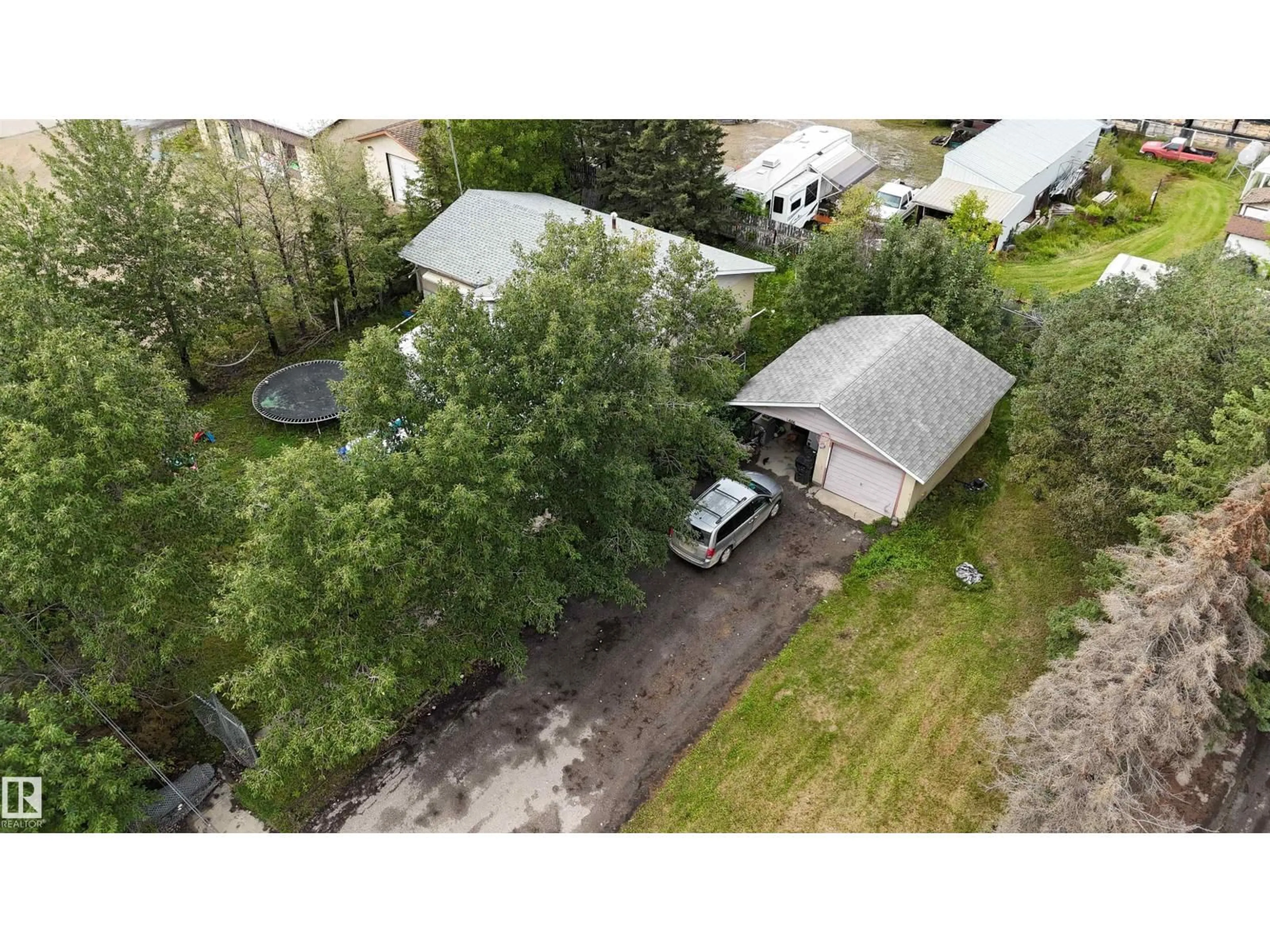 A pic from outside/outdoor area/front of a property/back of a property/a pic from drone, street for 6116 50 AV, Drayton Valley Alberta T7A1J4