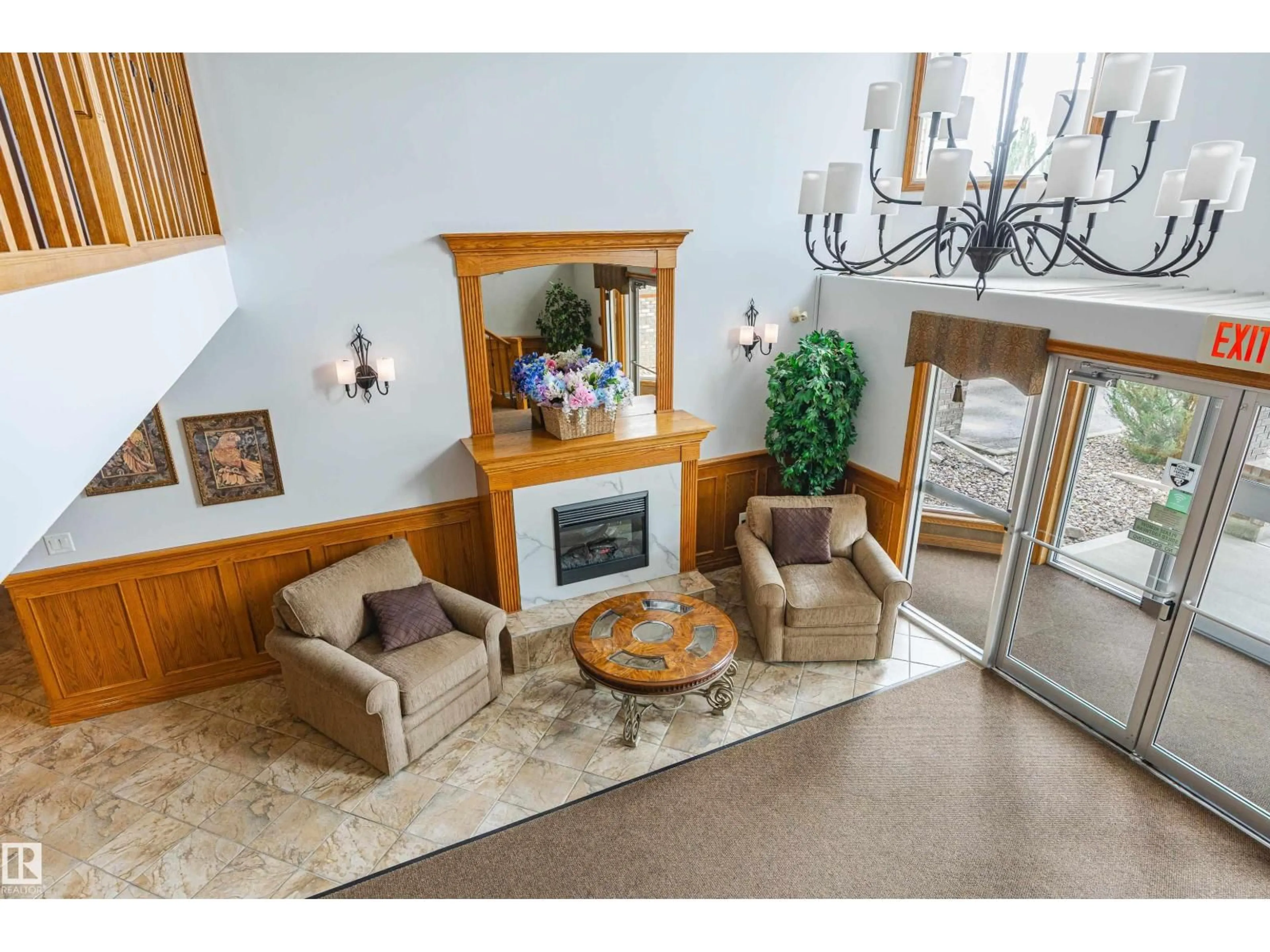 Living room with furniture, ceramic/tile floor for 405 ELDORADO DR, St. Albert Alberta T8N7E3
