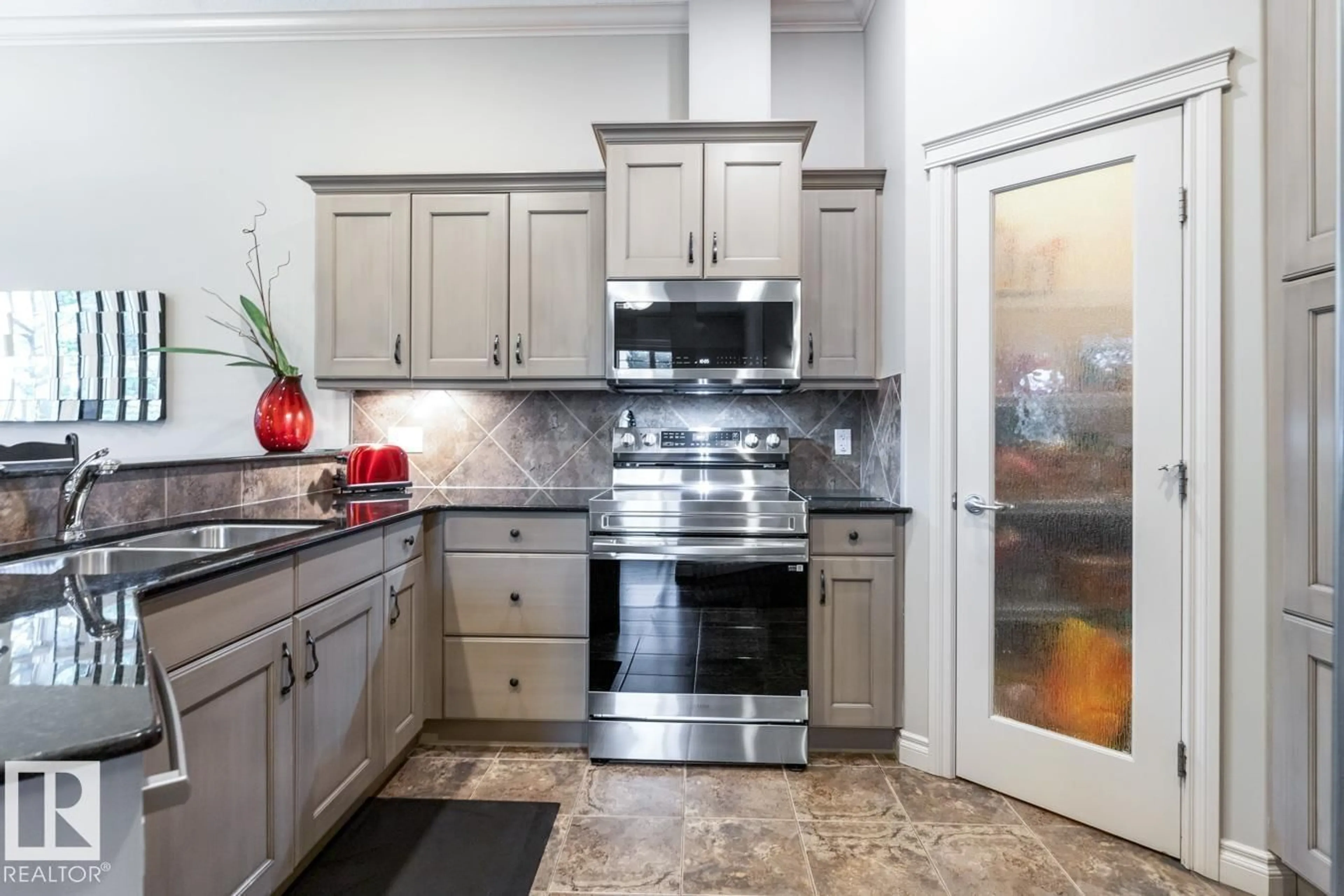 Contemporary kitchen, ceramic/tile floor for #21 - 12610 15 AV SW, Edmonton Alberta T6W1X1