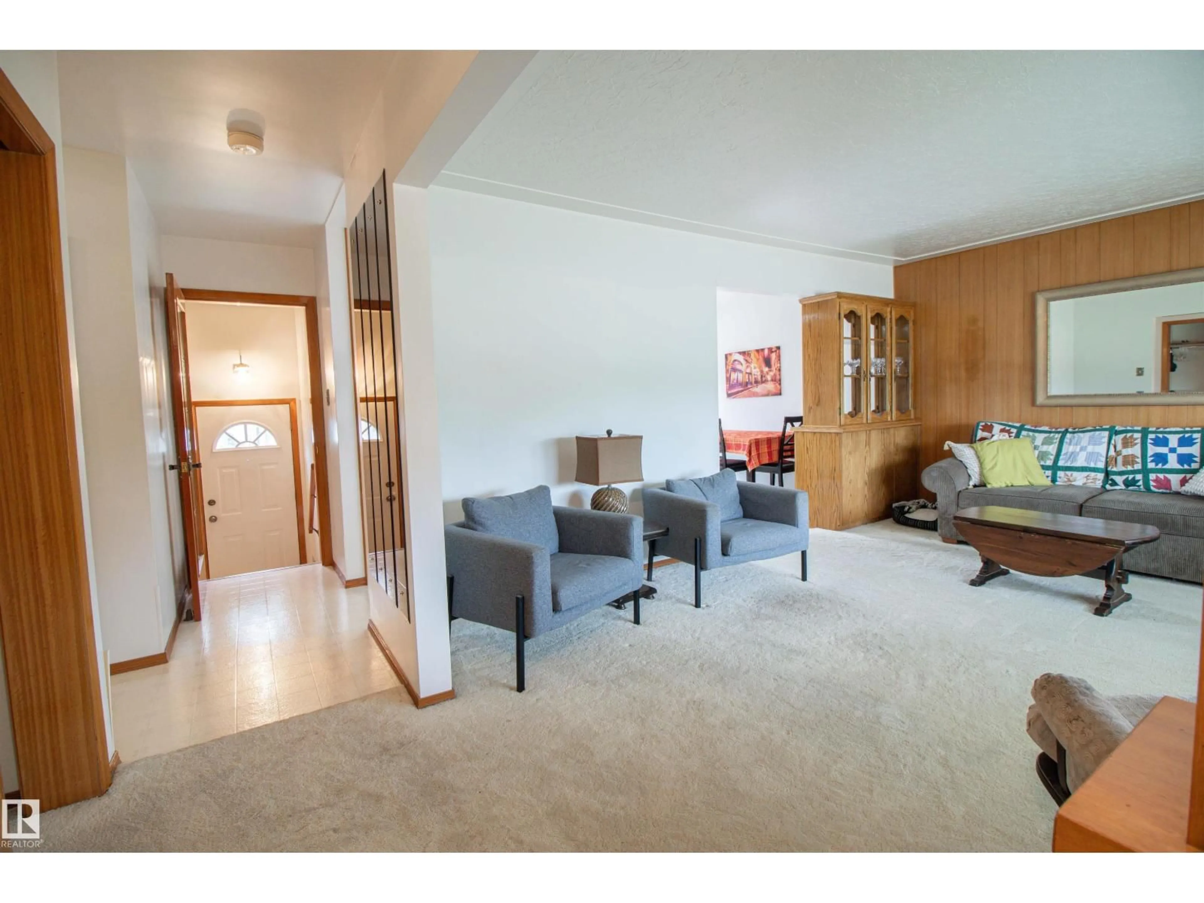Unknown for 8924 135 AV, Edmonton Alberta T5E1N4