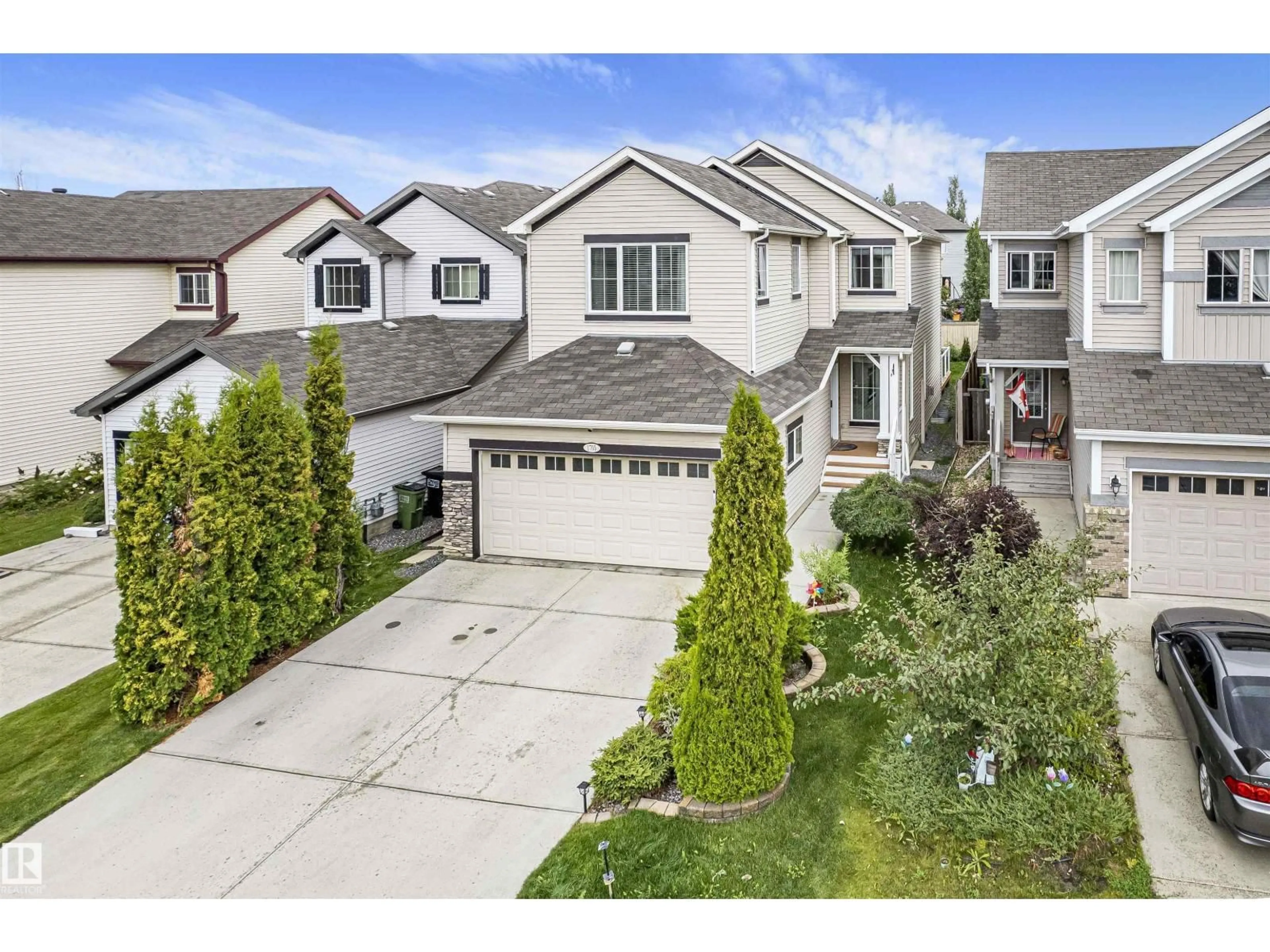 A pic from outside/outdoor area/front of a property/back of a property/a pic from drone, street for 1705 63A STREET, Edmonton Alberta T6X0R8