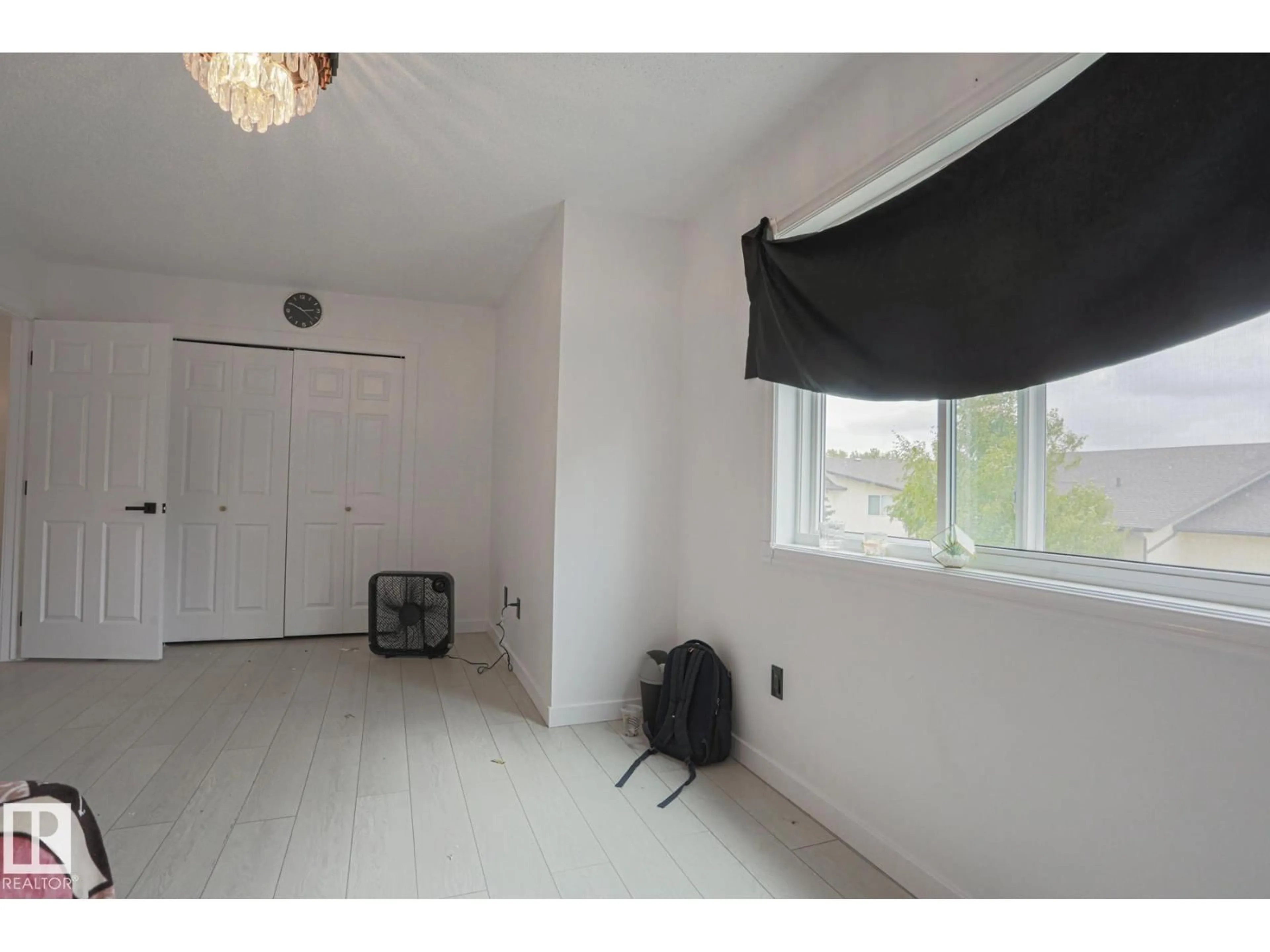 A pic of a room for #23 - 3811 85 ST, Edmonton Alberta T6K4C2