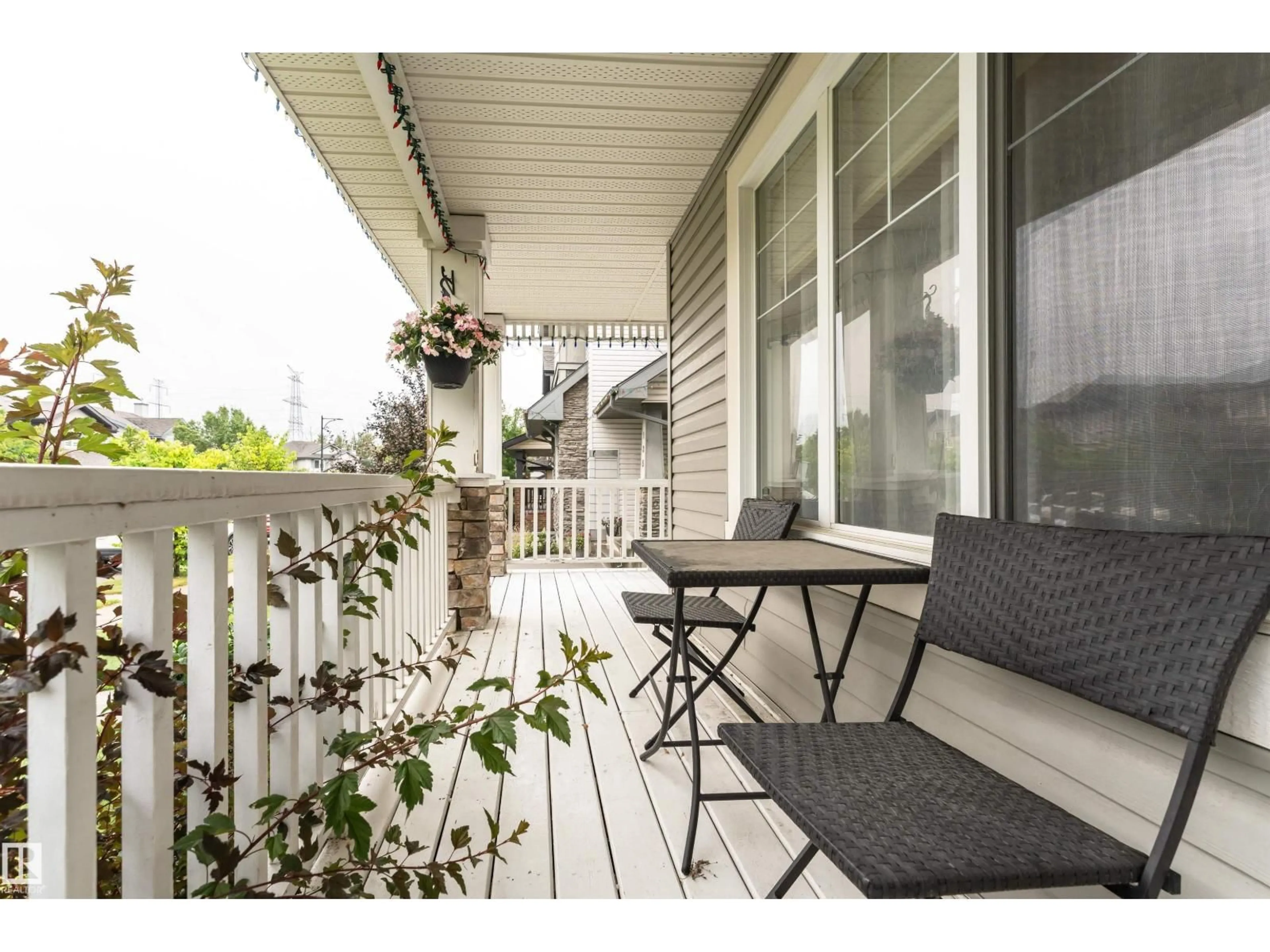 Patio, street for 139 63 ST, Edmonton Alberta T6X0B8