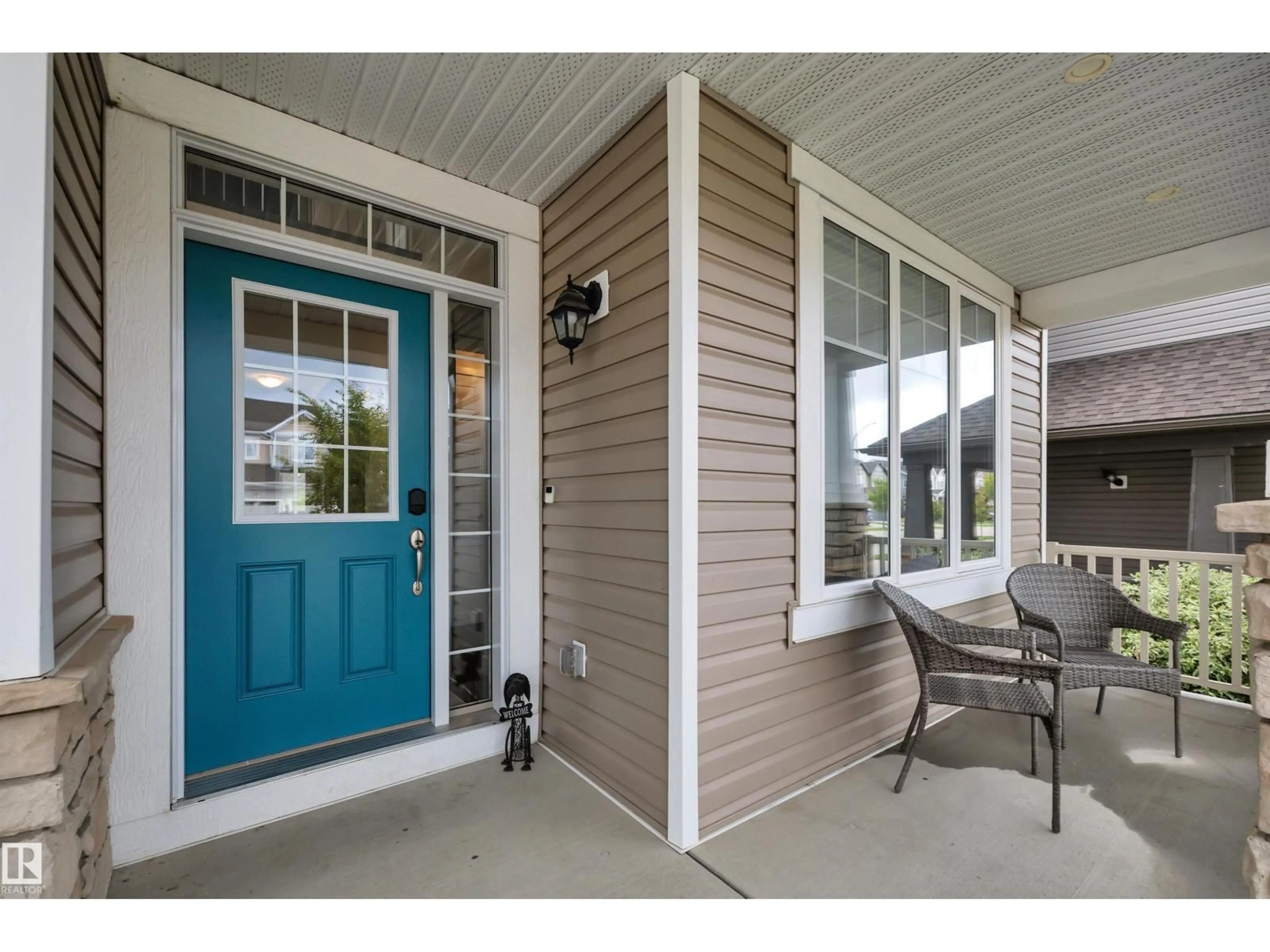Indoor entryway for 50 ROSEMOUNT BV, Beaumont Alberta T4X1S5