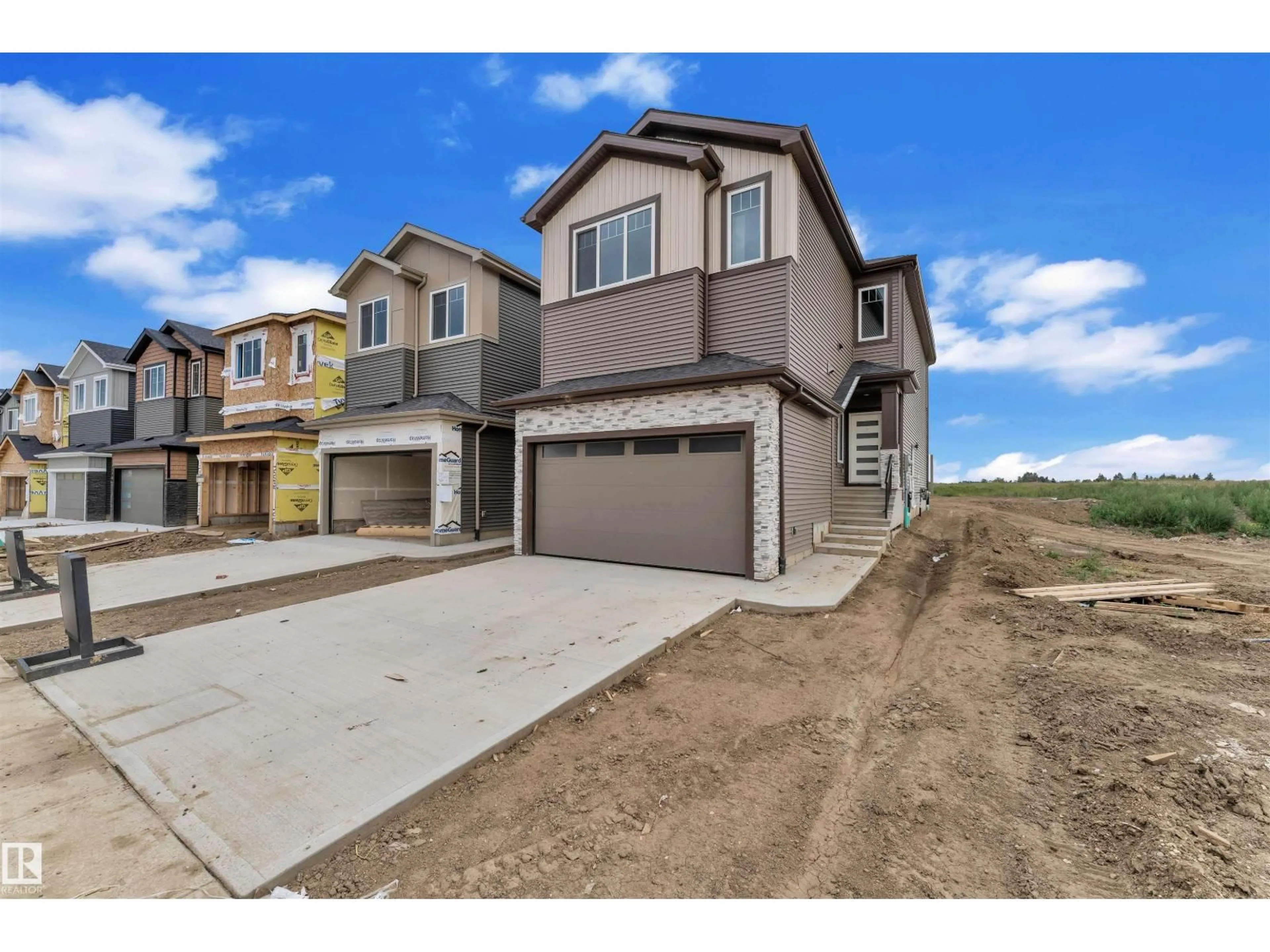 Unknown for 22839 80 AV, Edmonton Alberta T5T7X8
