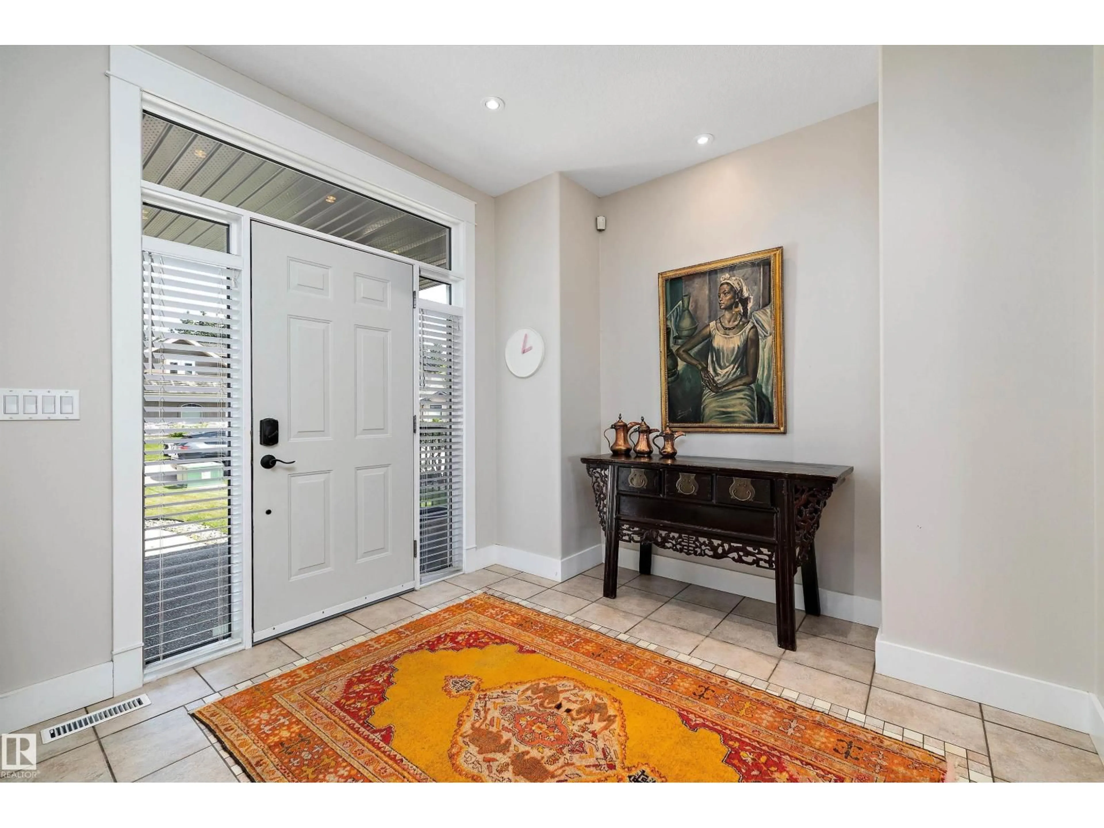 Indoor entryway for 1644 HECTOR RD, Edmonton Alberta T6R3G9