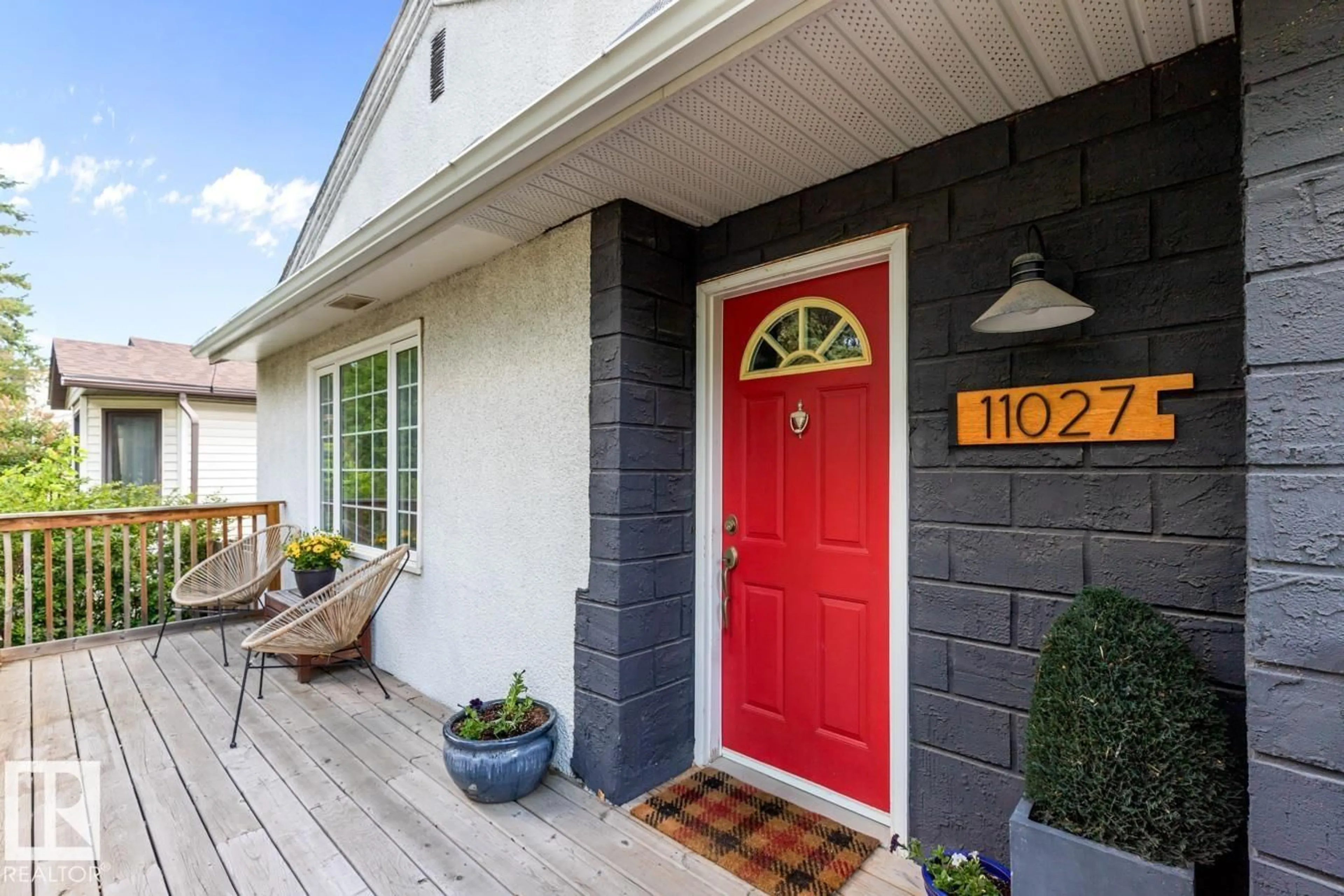 Indoor entryway for NW - 11027 122 ST, Edmonton Alberta T5M0B2