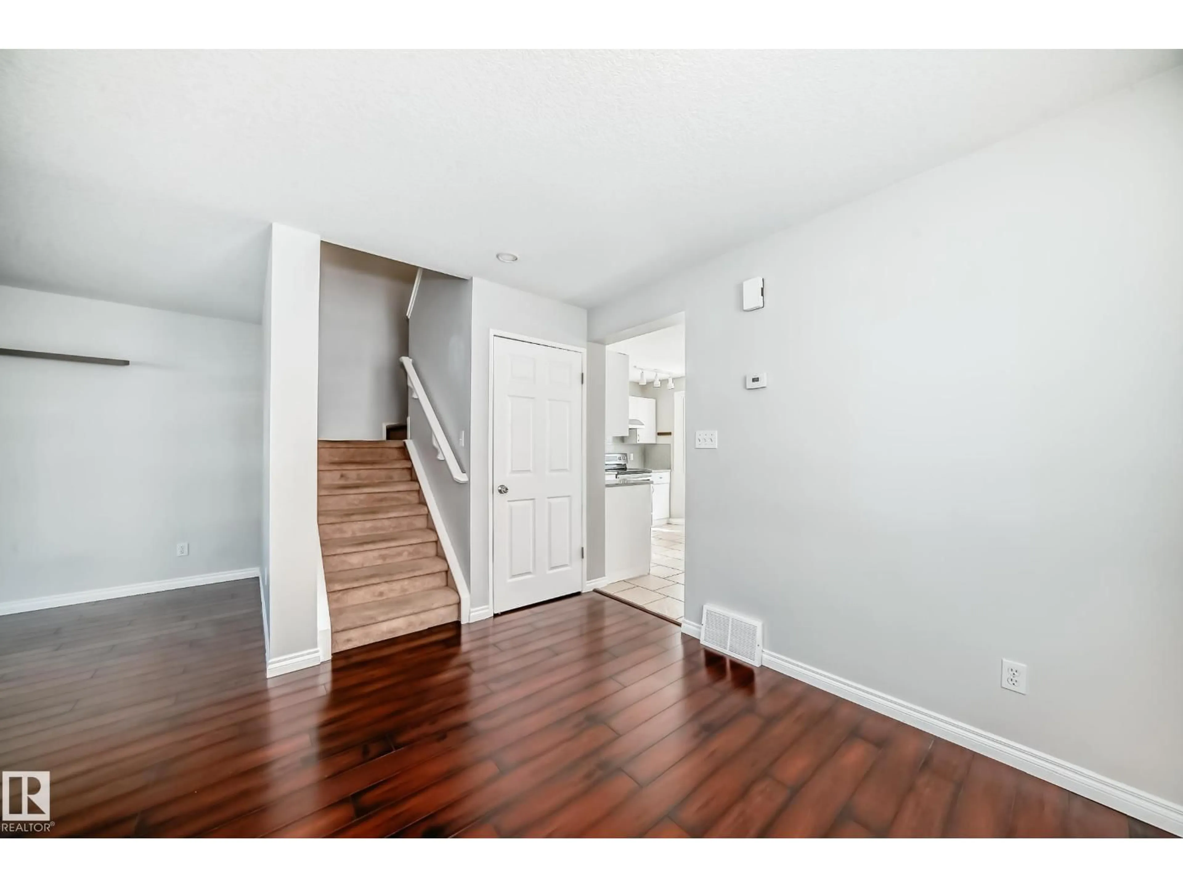 Unknown for 16217 57 ST, Edmonton Alberta T5Y2V3