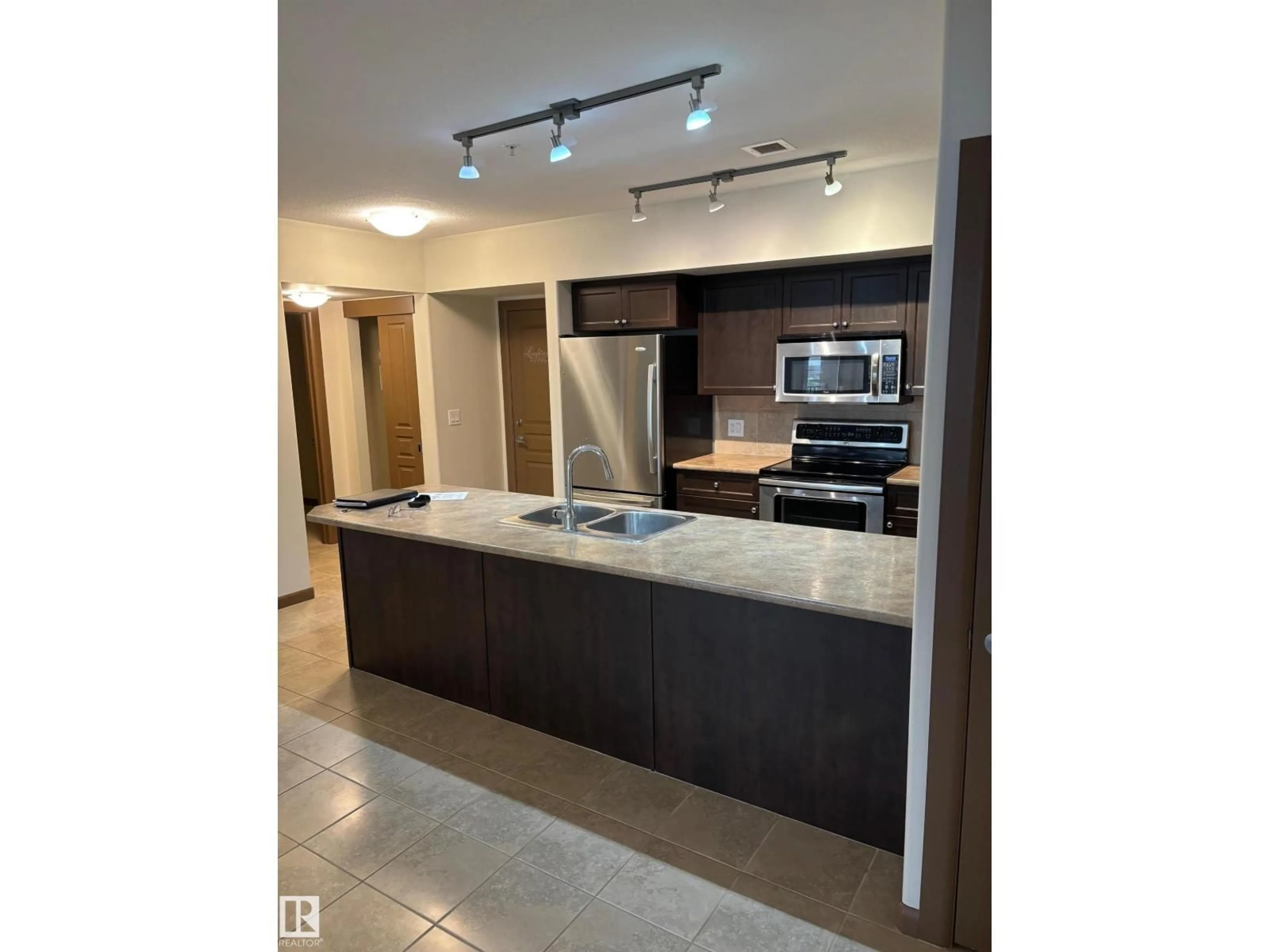 Open concept kitchen, unknown for #213 - 500 PALISADES WY, Sherwood Park Alberta T8H0H7