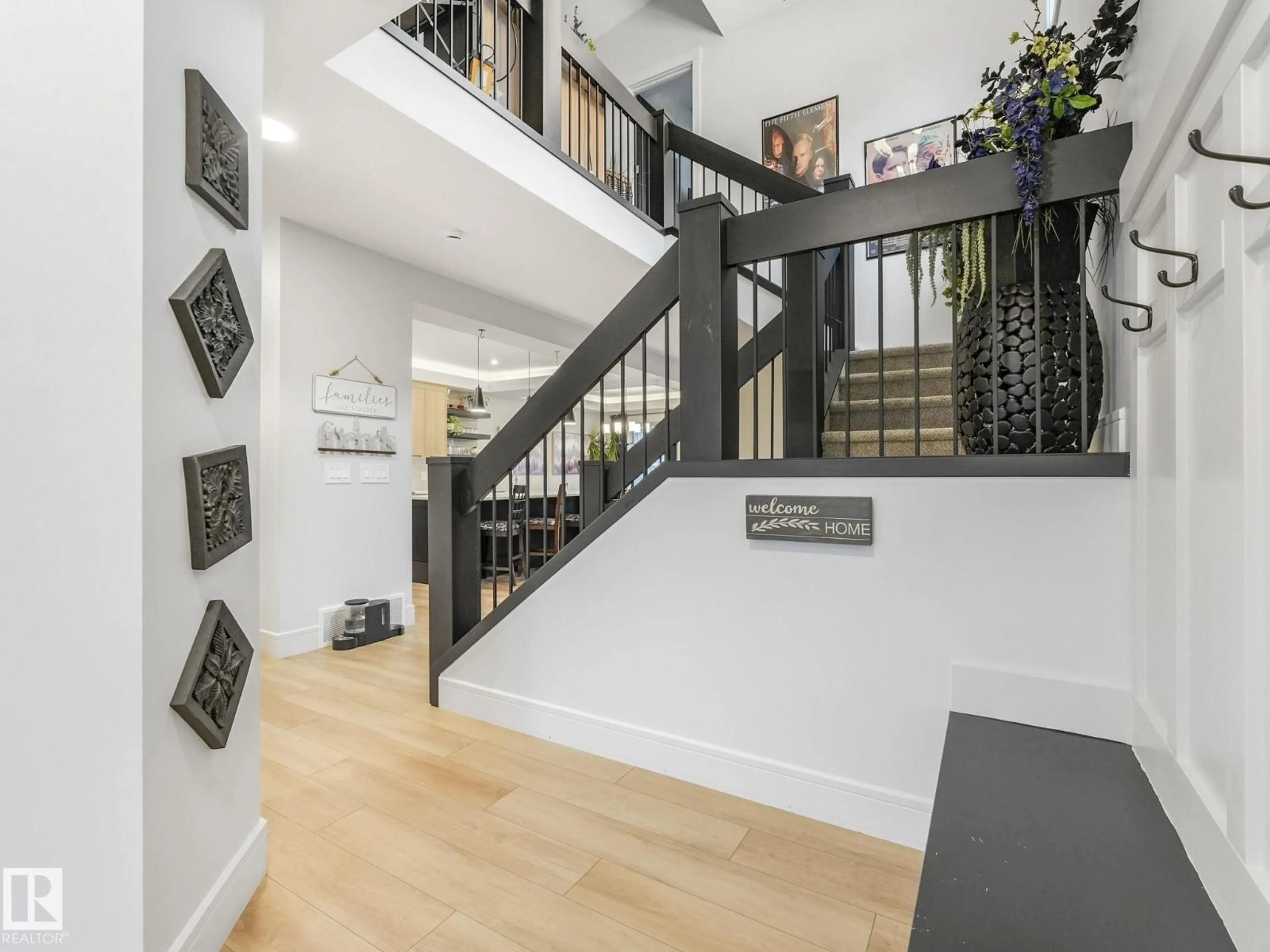 Indoor foyer for 107 KIDD CR, Leduc Alberta T9E1N6