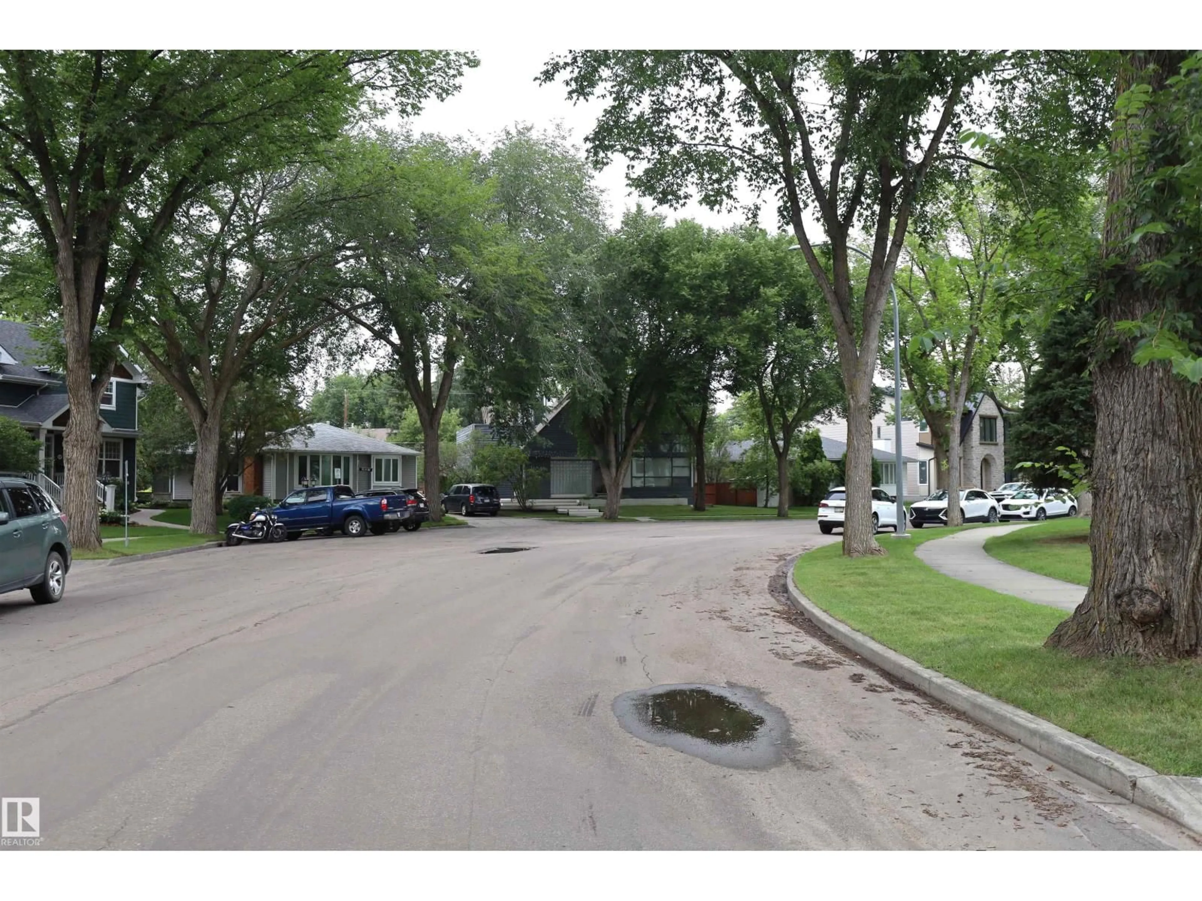 Unknown for 9211 147 ST, Edmonton Alberta T5R0Y6