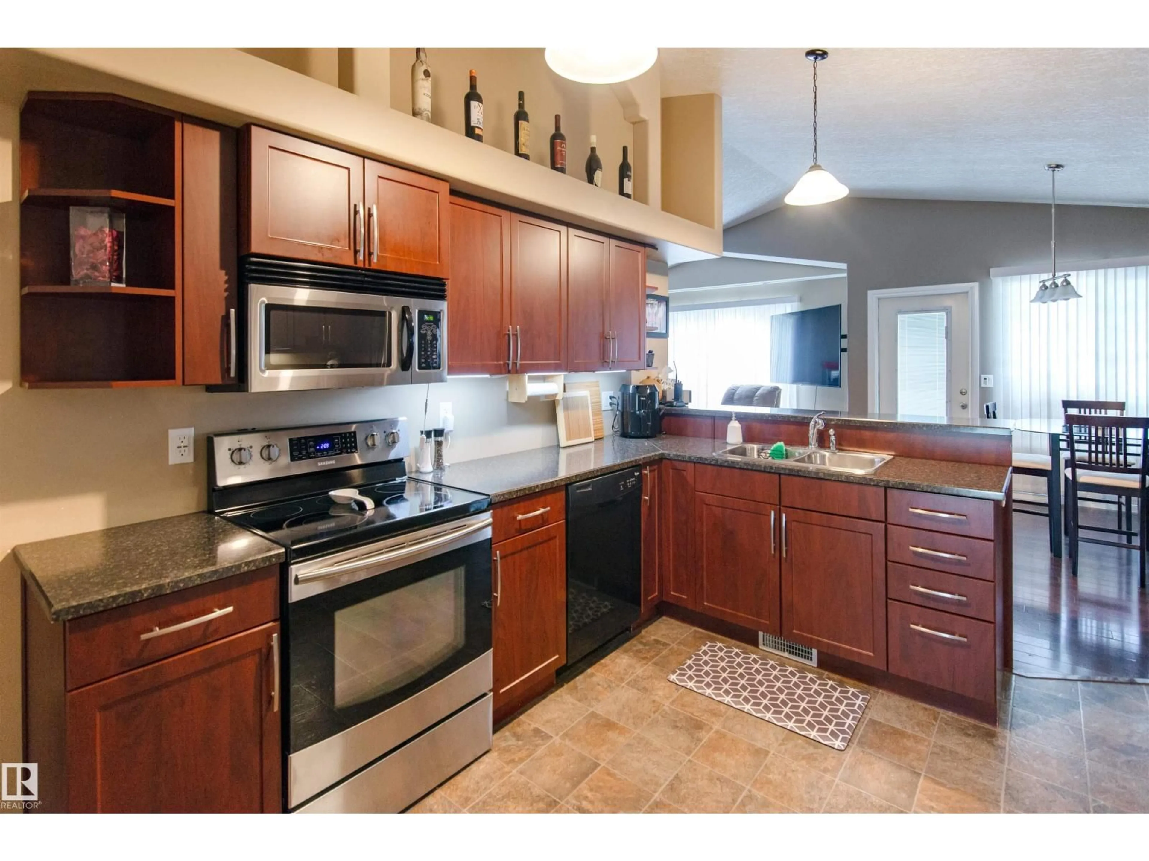 Standard kitchen, ceramic/tile floor for 4820 51 ST, Ardmore Alberta T0A1H0