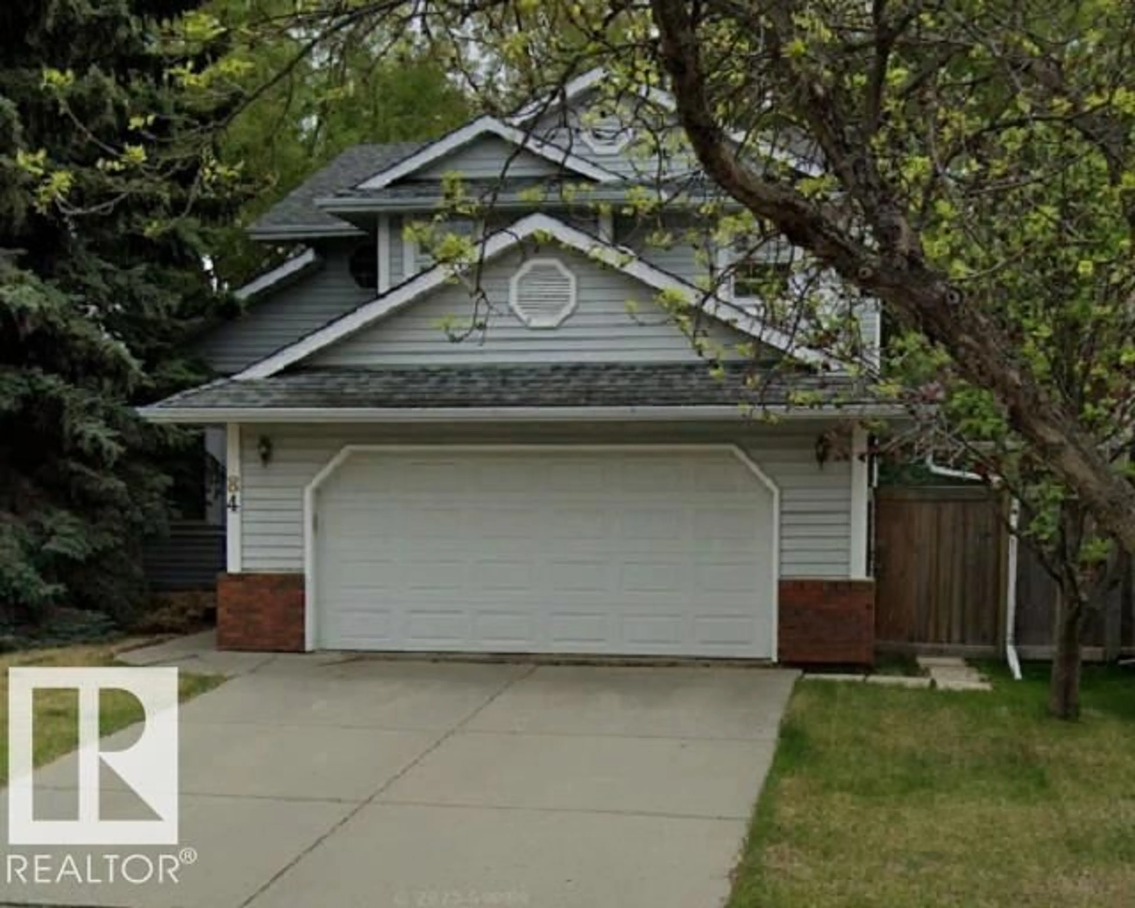 Home with vinyl exterior material, street for 84 DEANE CR, St. Albert Alberta T8N4Z9