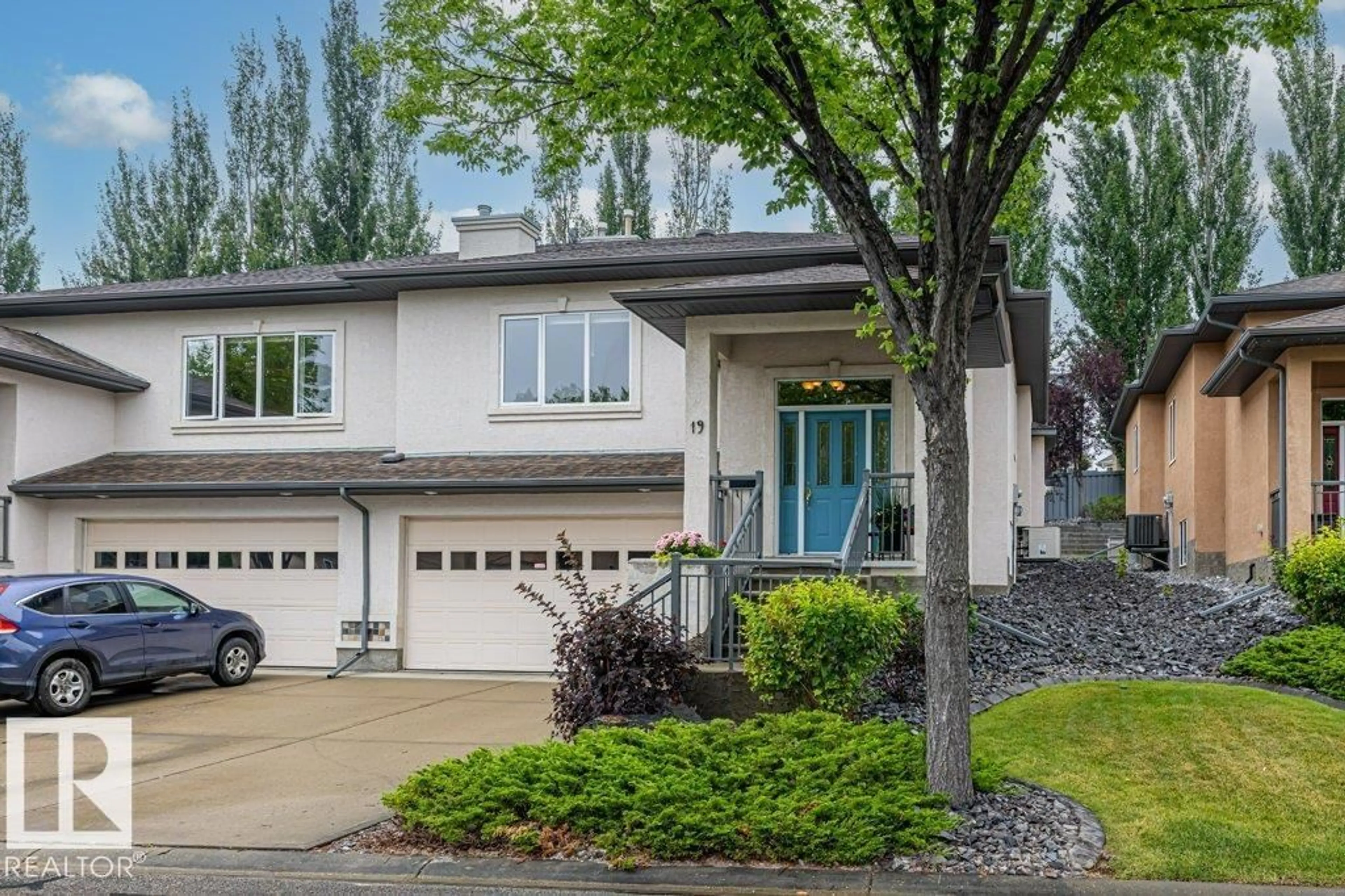 Home with vinyl exterior material, street for 50 OAKRIDGE DR, St. Albert Alberta T8N7A1