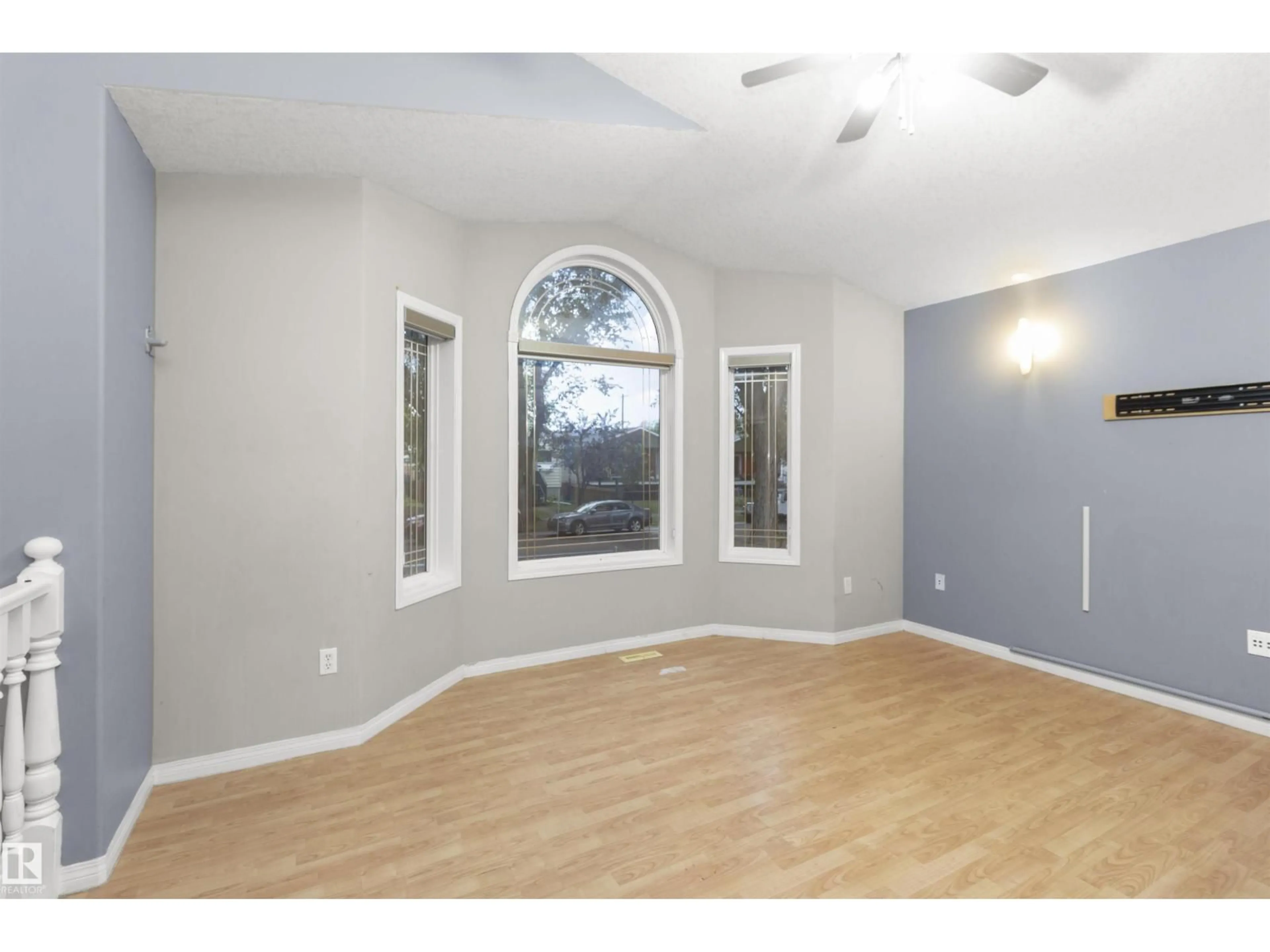 A pic of a room for NW - 11517 83 ST, Edmonton Alberta T5B2Y6