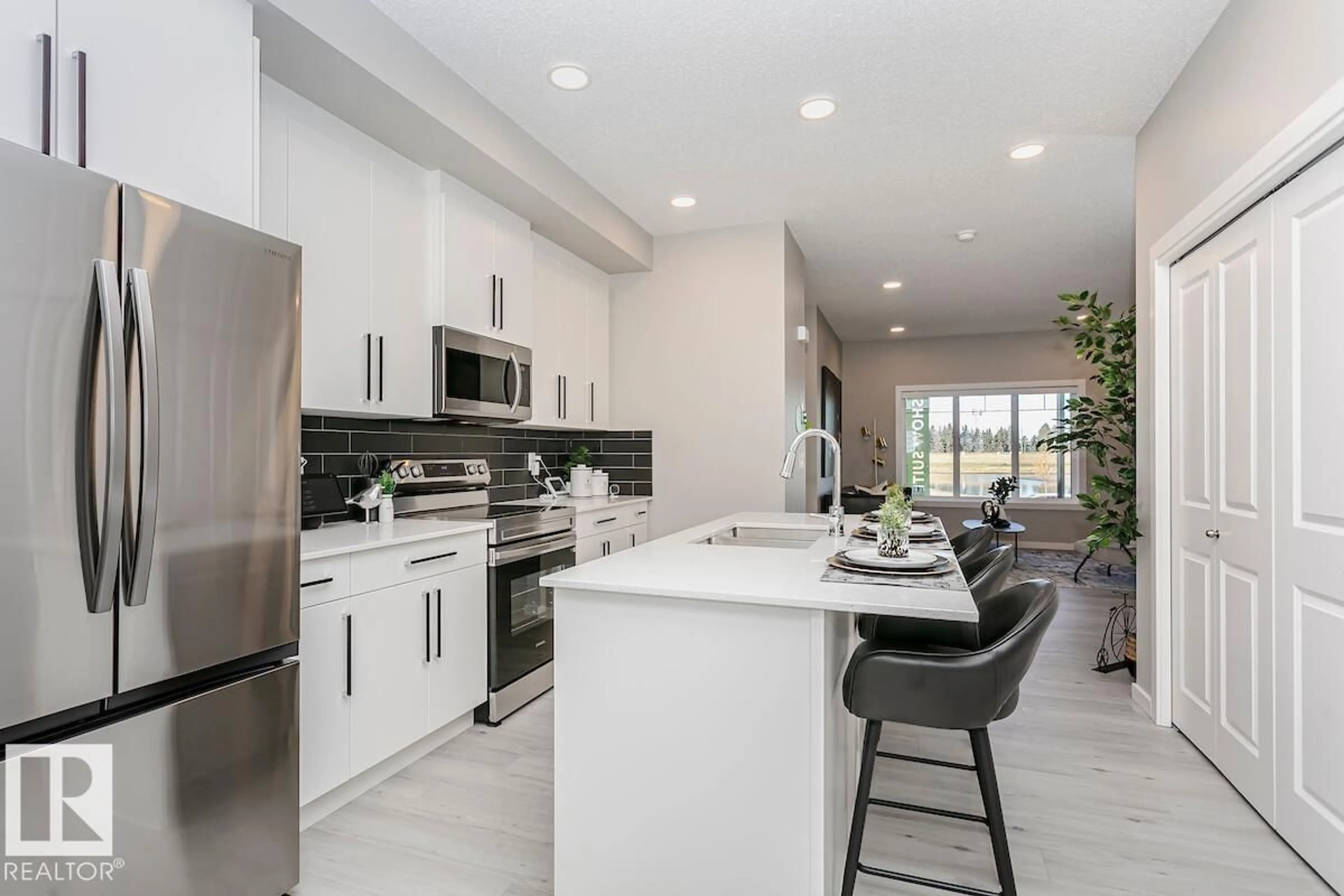 Open concept kitchen, ceramic/tile floor for 703 CAMBRIAN BV, Sherwood Park Alberta T8H3B7