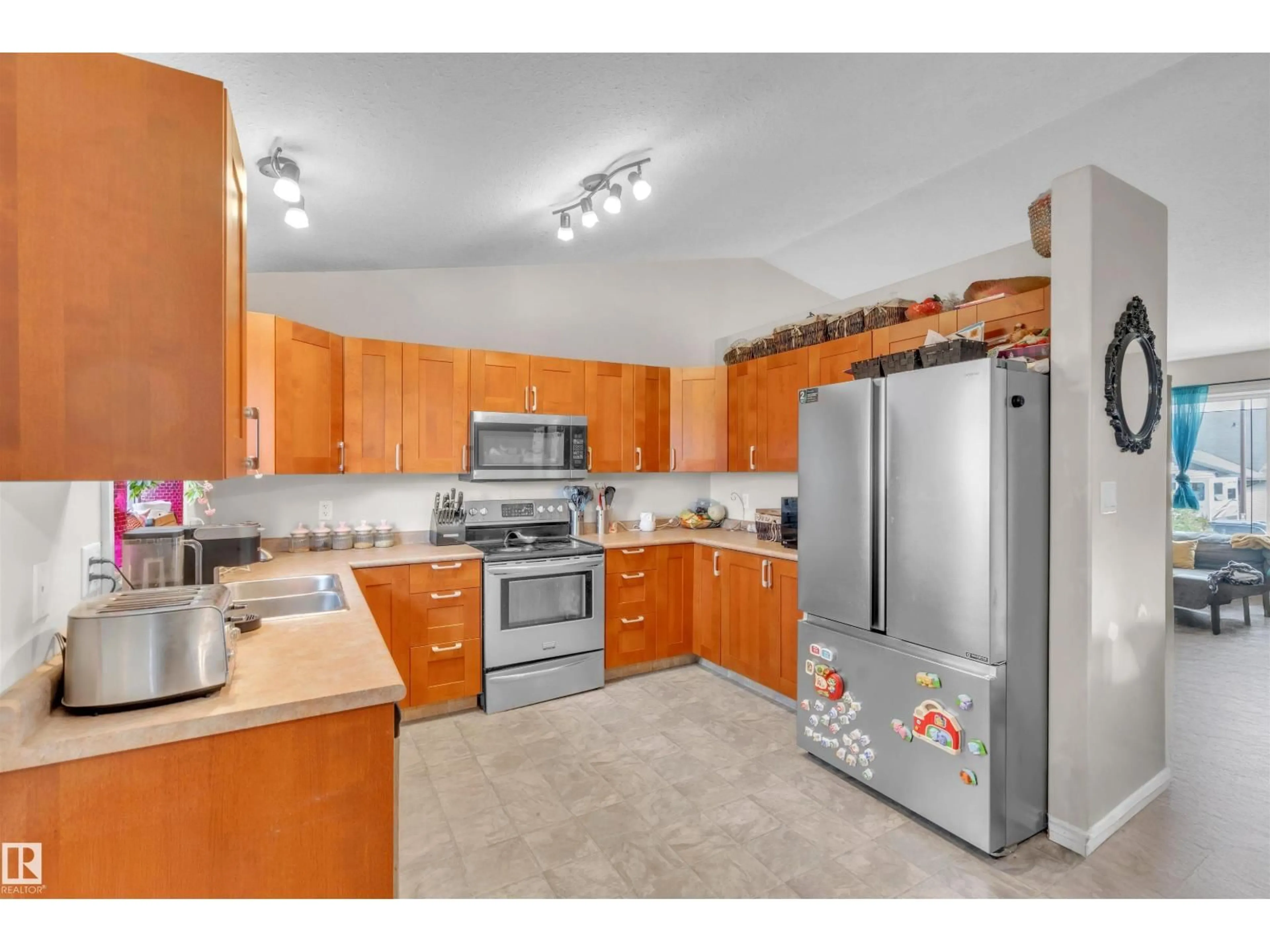 Standard kitchen, unknown for 4802 64 AVE, Cold Lake Alberta T9M0A9