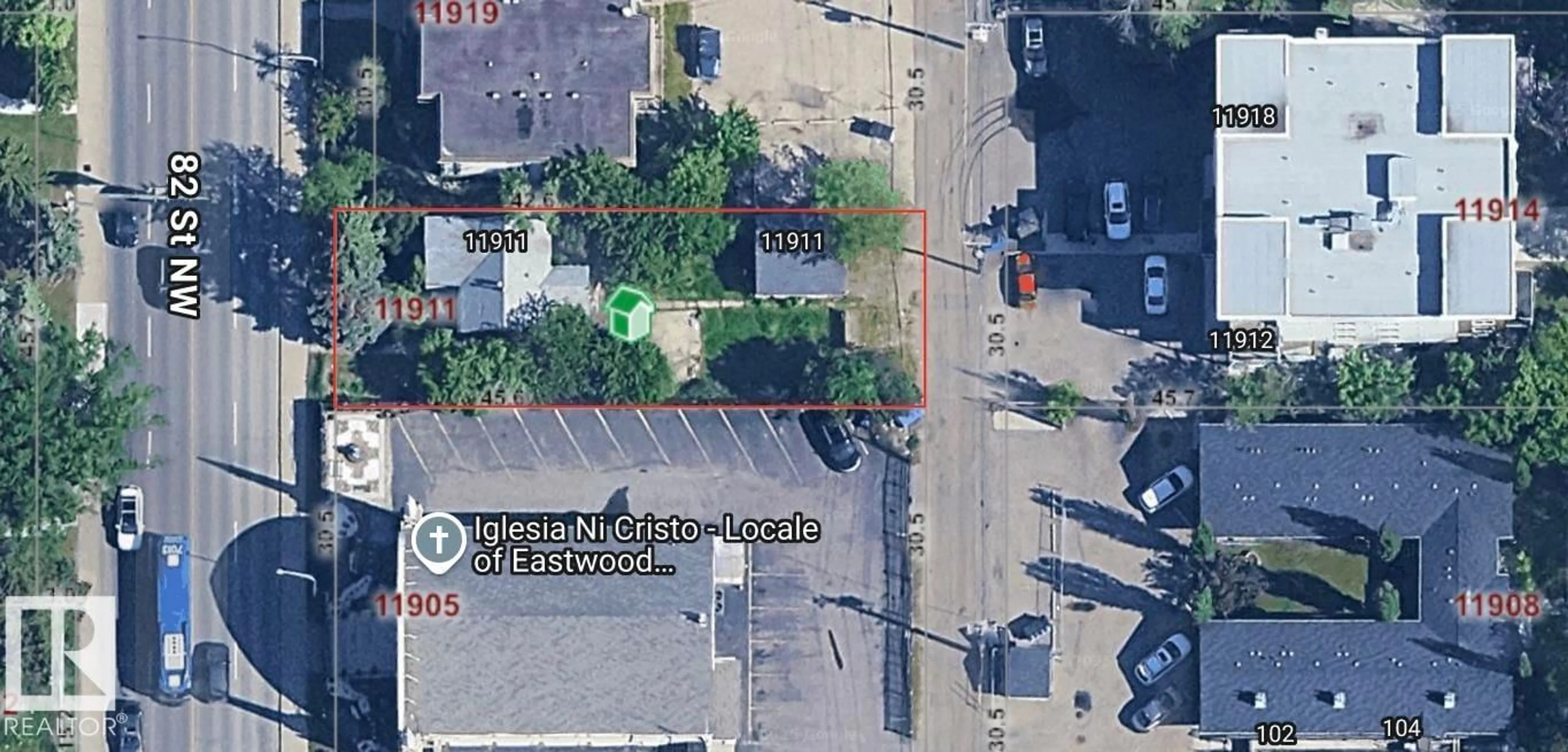 A pic from outside/outdoor area/front of a property/back of a property/a pic from drone, street for NW - 11911 82 ST, Edmonton Alberta T5B2W4