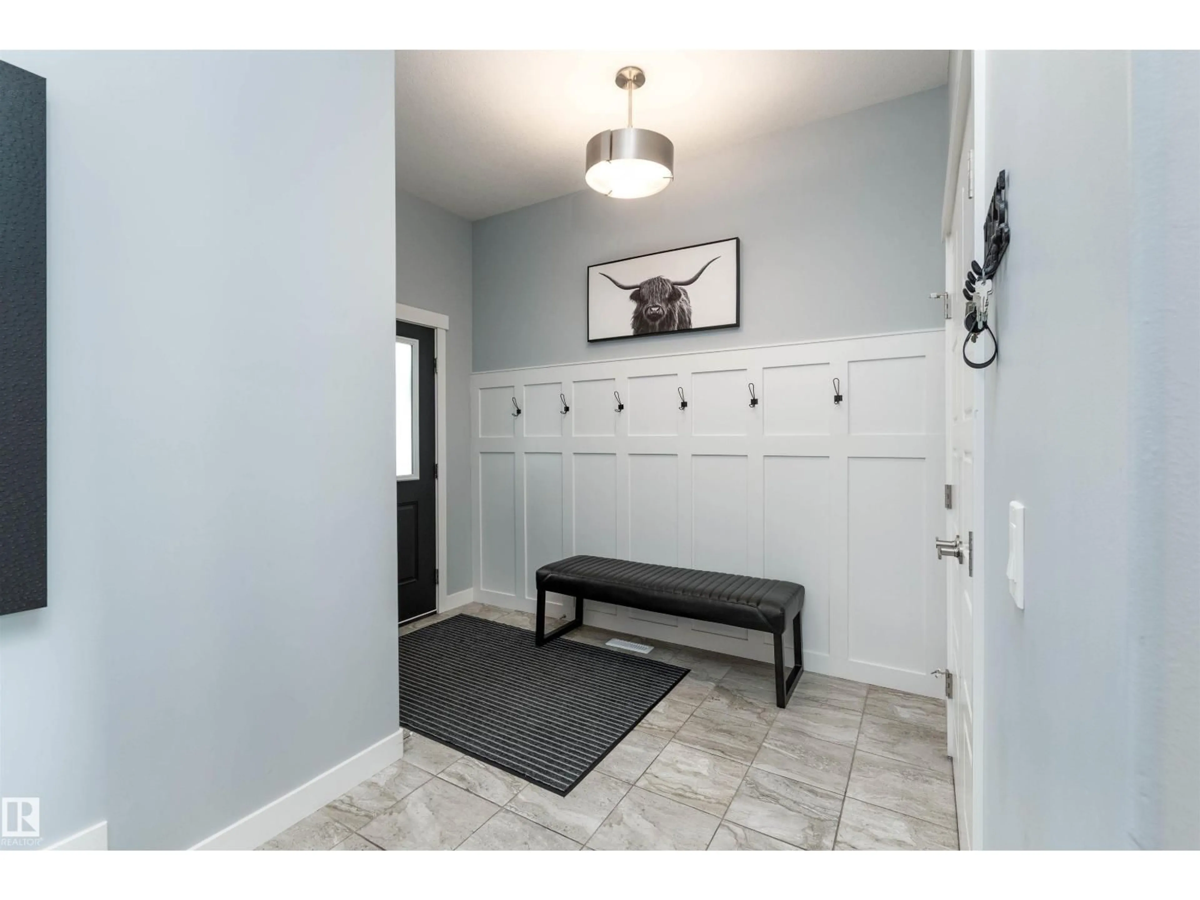 Indoor entryway for 44 AINSLEY WY, Sherwood Park Alberta T8H1A7