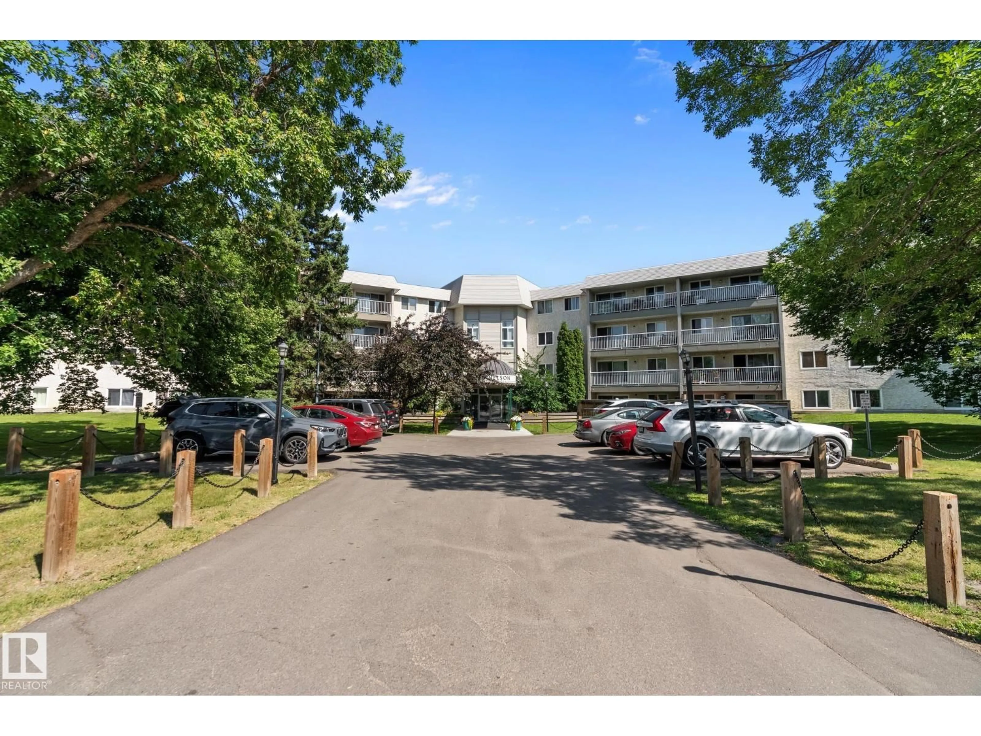 Unknown for 125 5125 RIVERBEND RD NW, Edmonton Alberta T6H5K5