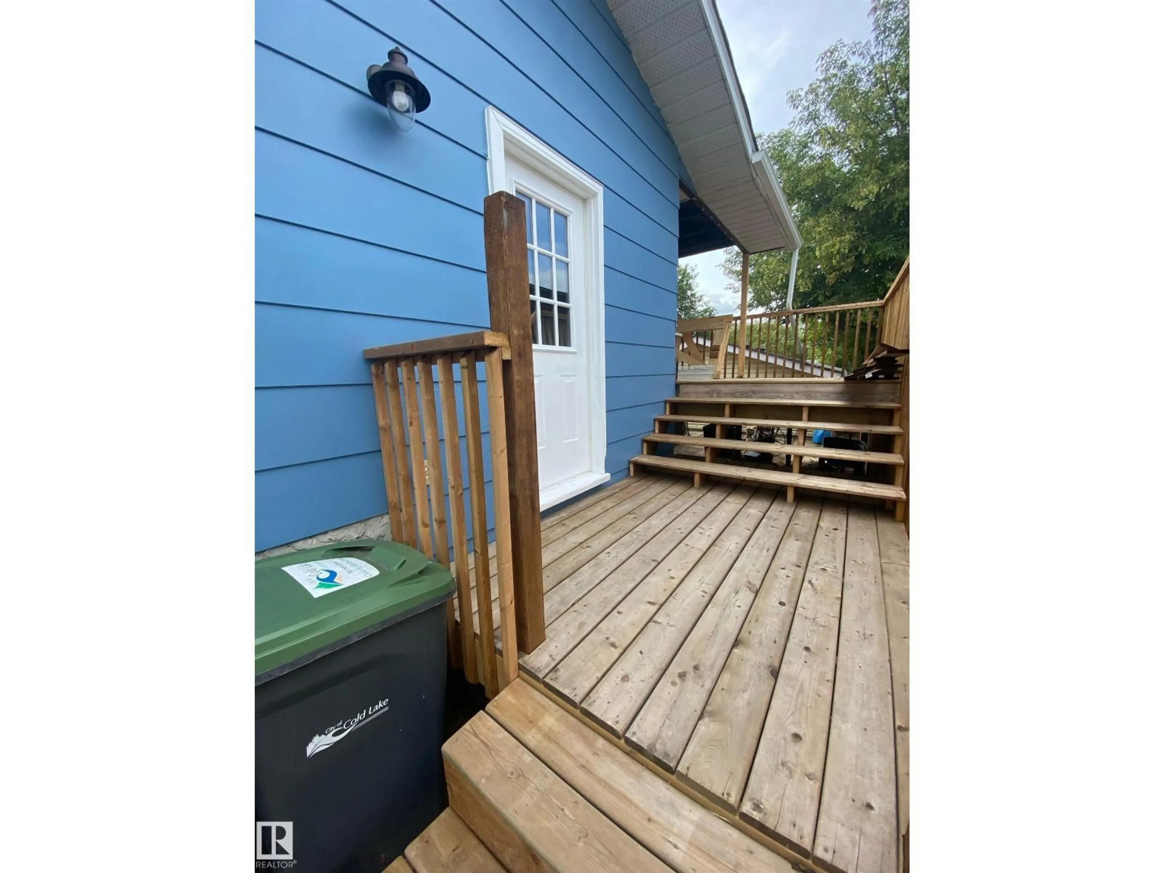 Unknown for 5030 40 ST, Cold Lake Alberta T9M2A7