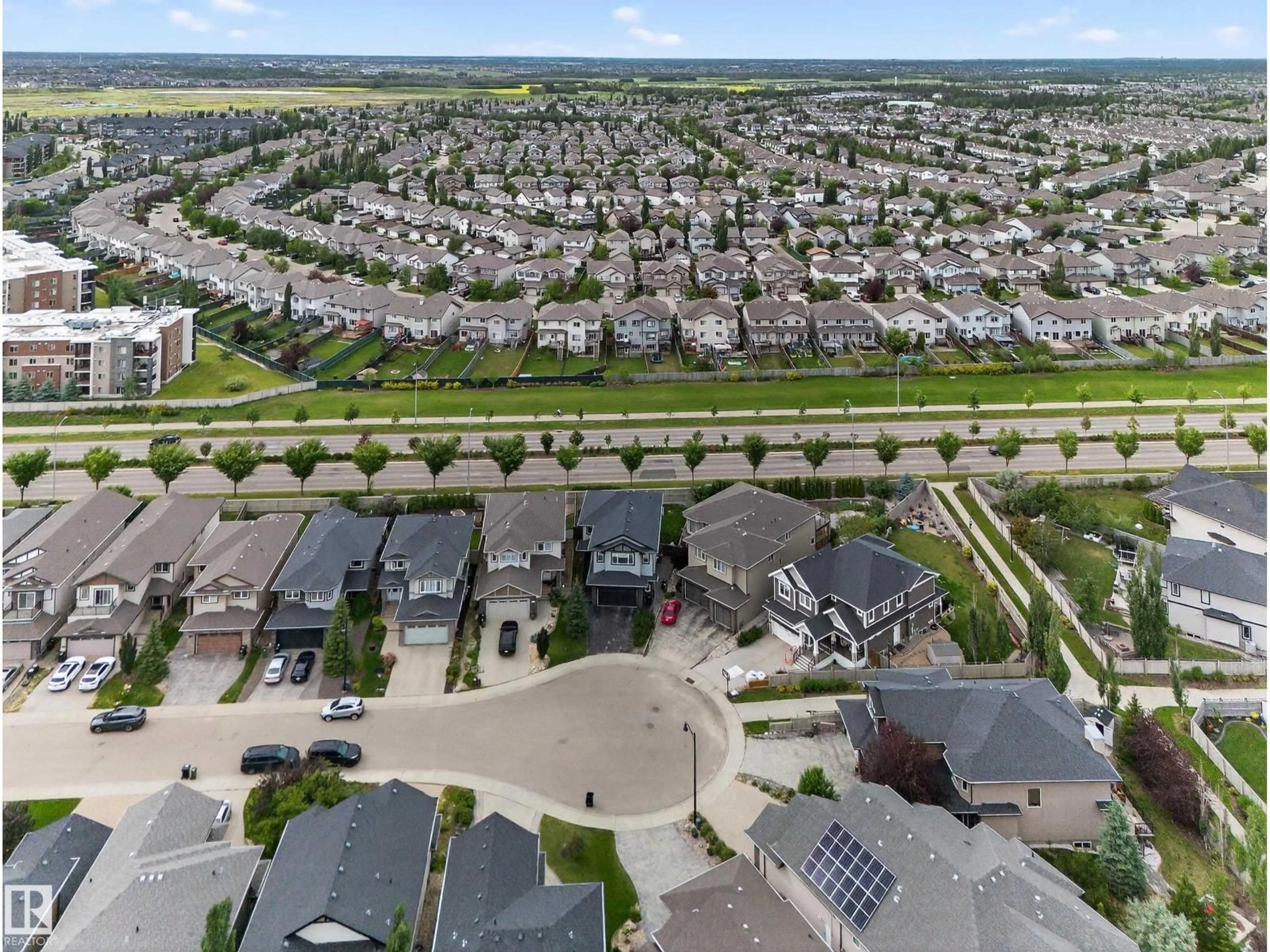 A pic from outside/outdoor area/front of a property/back of a property/a pic from drone, street for CA SW - 1552 CUNNINGHAM CAPE, Edmonton Alberta T6W0Y3
