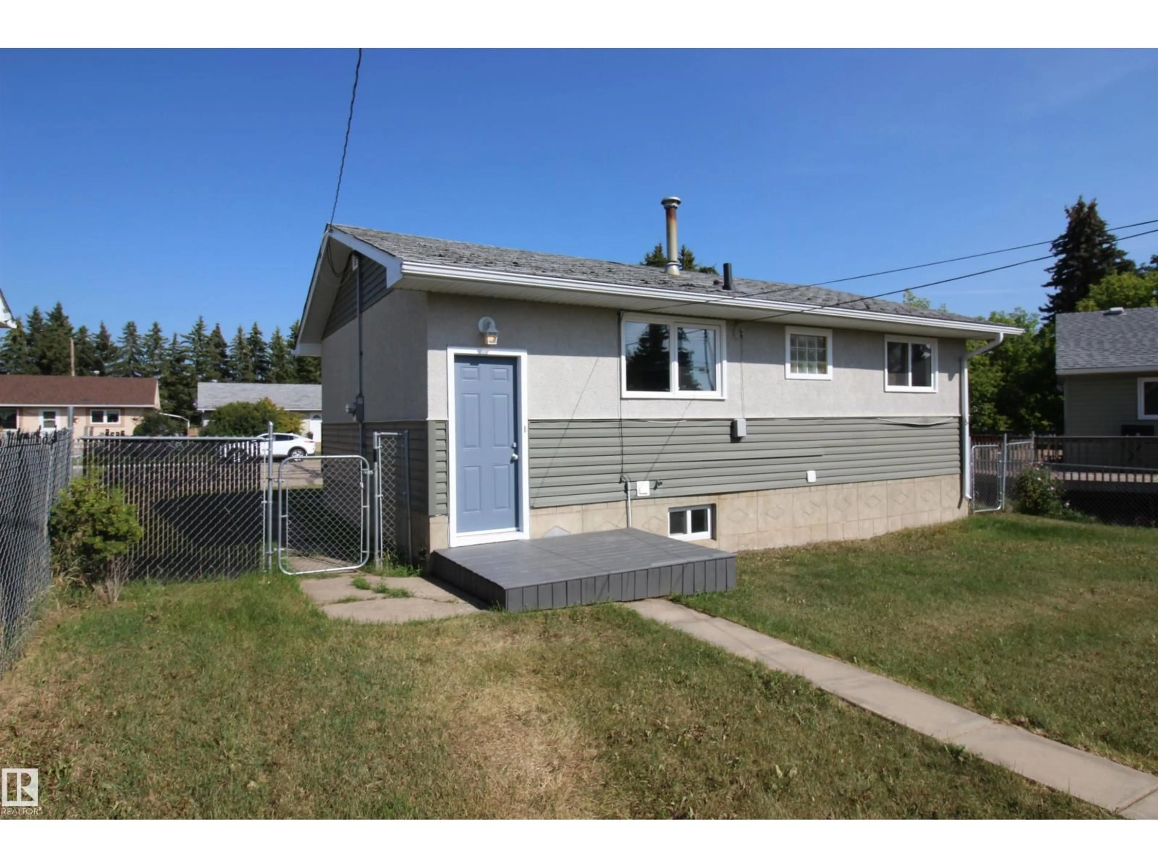 Shed for 4918 46A ST, Barrhead Alberta T7N1H6