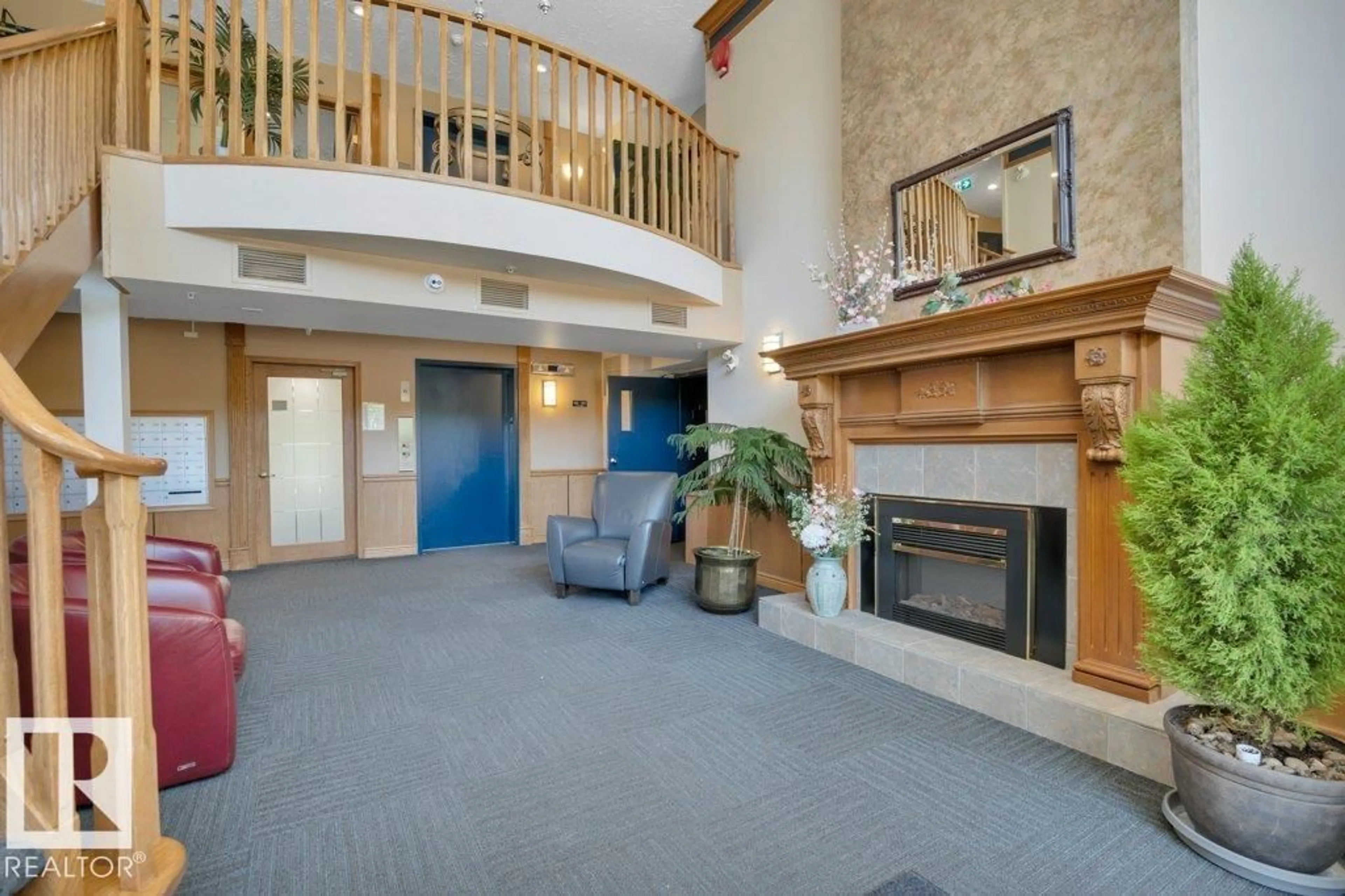 Lobby for 75 GERVAIS RD, St. Albert Alberta T8N6N2