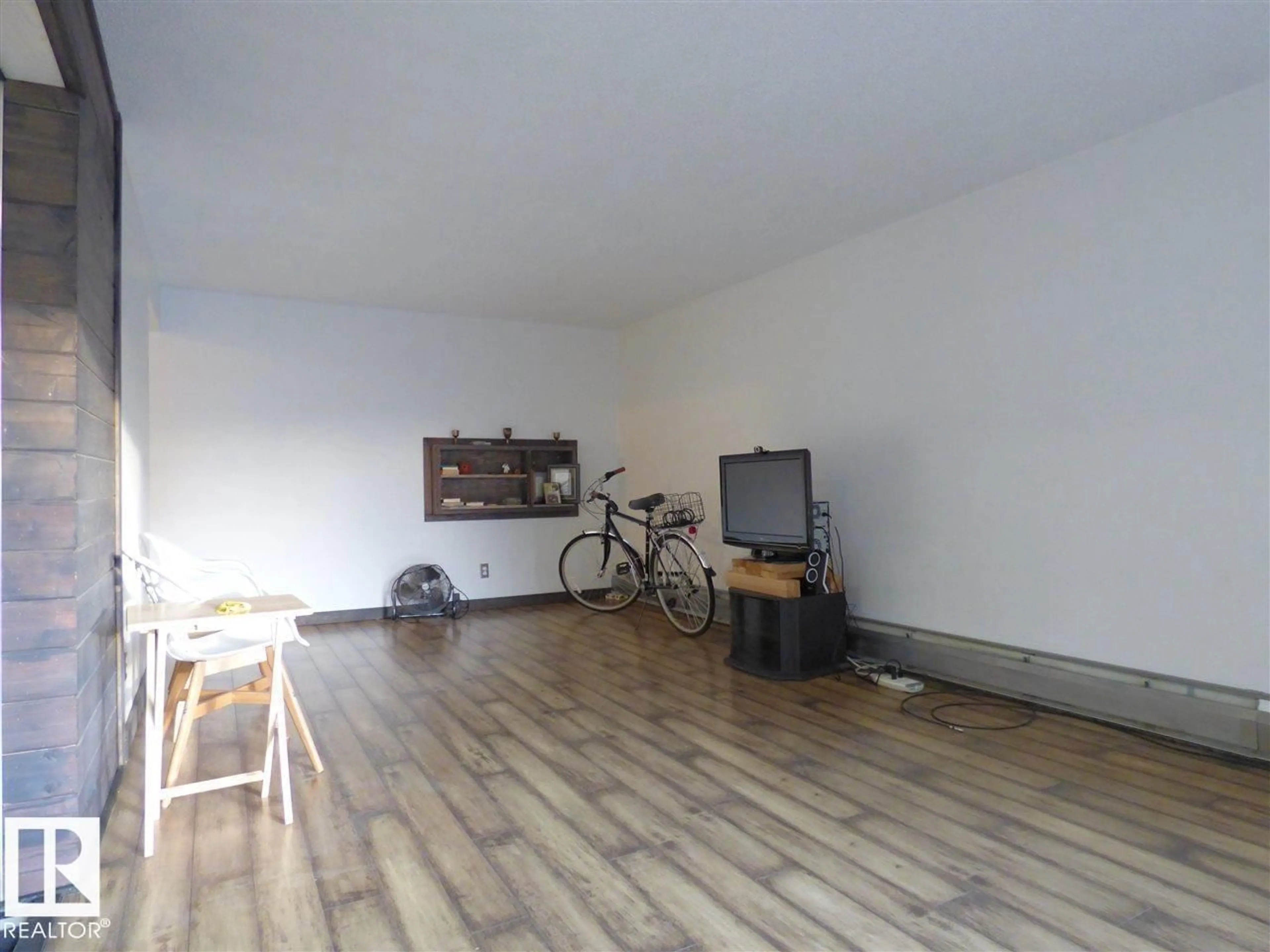 A pic of a room for #305 - 5730 RIVERBEND RD, Edmonton Alberta T6H4T4