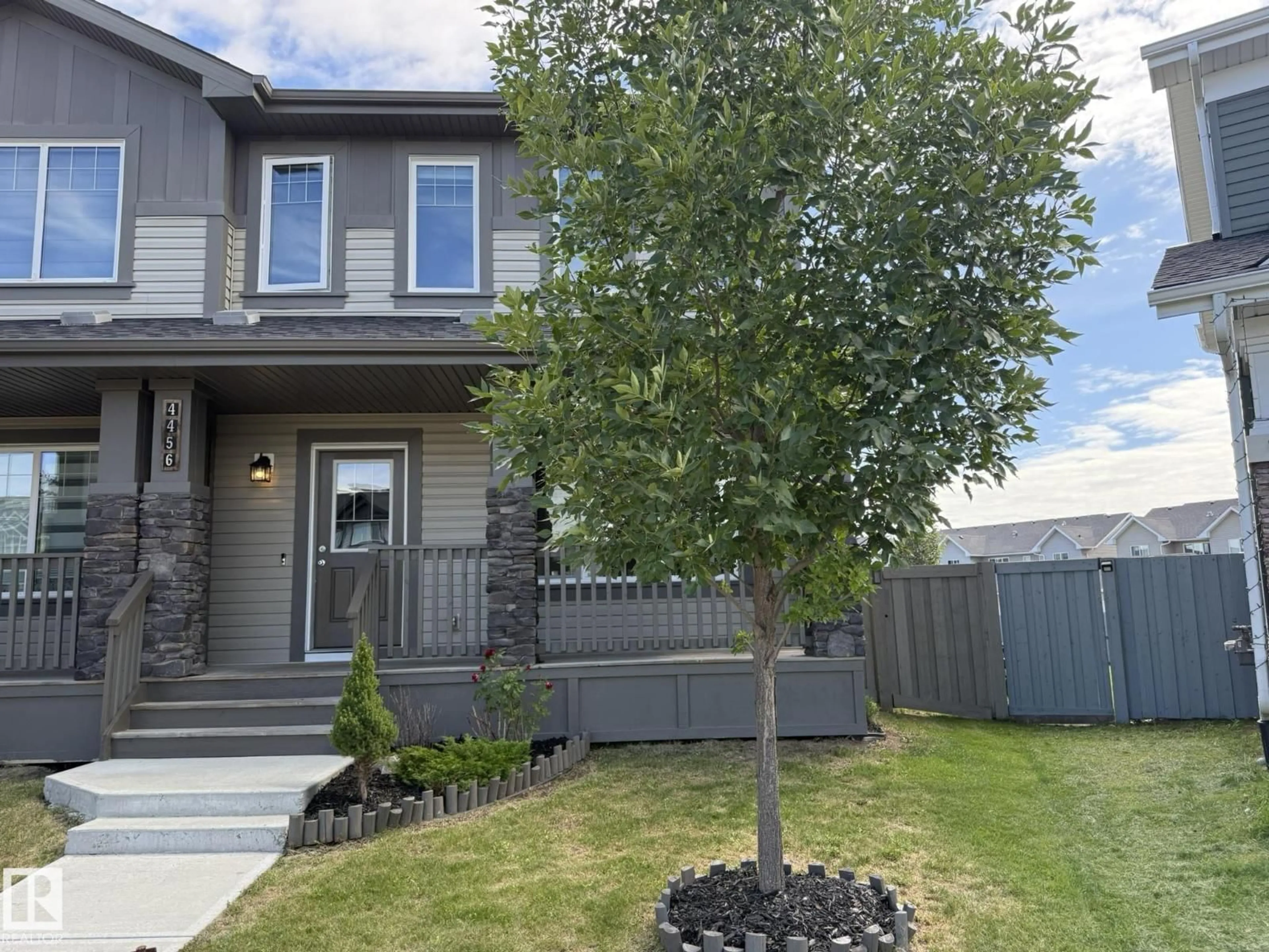 Home with vinyl exterior material, street for SW - 4456 ANNETT CM, Edmonton Alberta T6W2V8