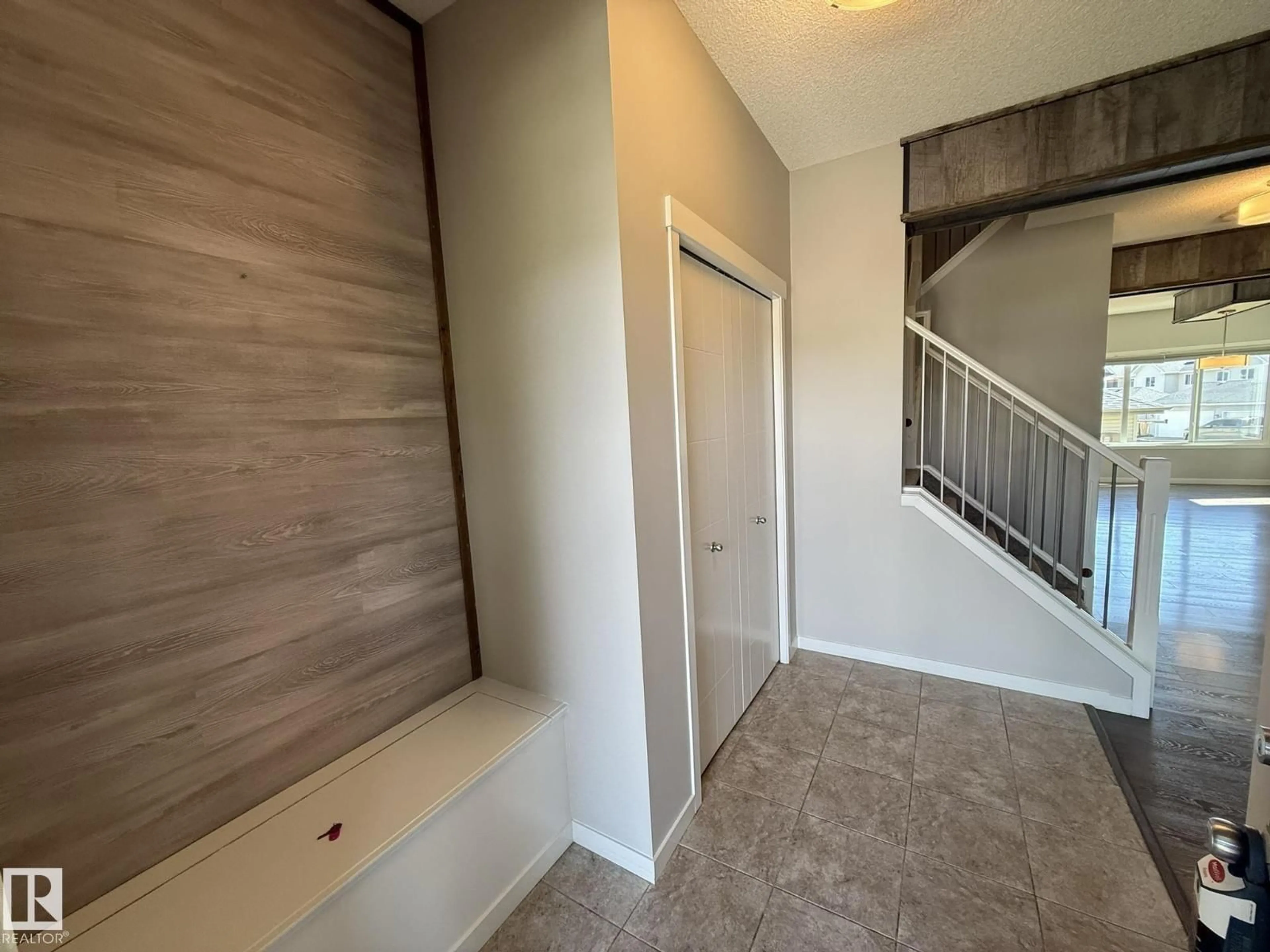 Indoor entryway for SW - 4456 ANNETT CM, Edmonton Alberta T6W2V8