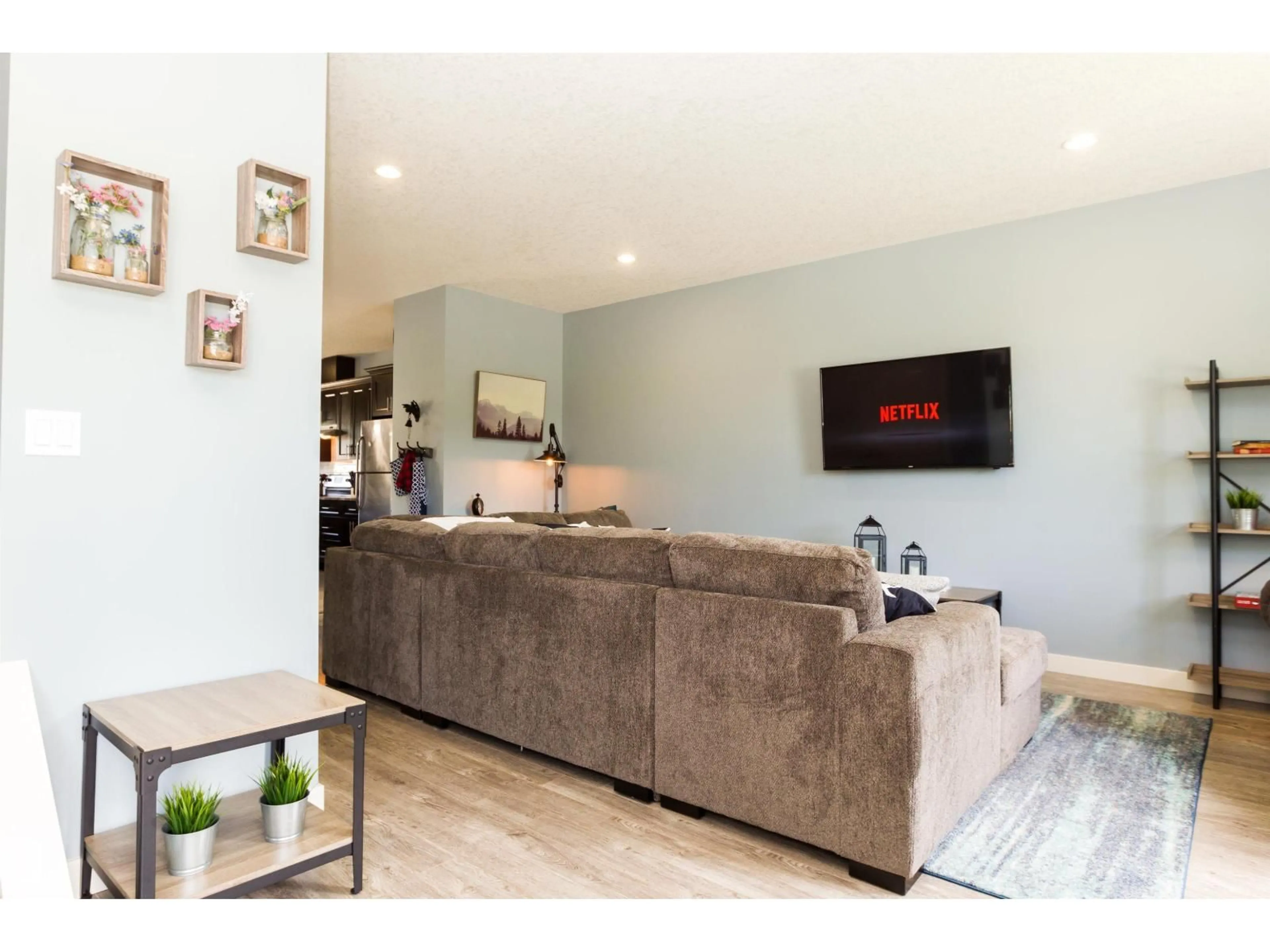 Living room with furniture, unknown for NW - 9449 152 ST, Edmonton Alberta T5R1N1