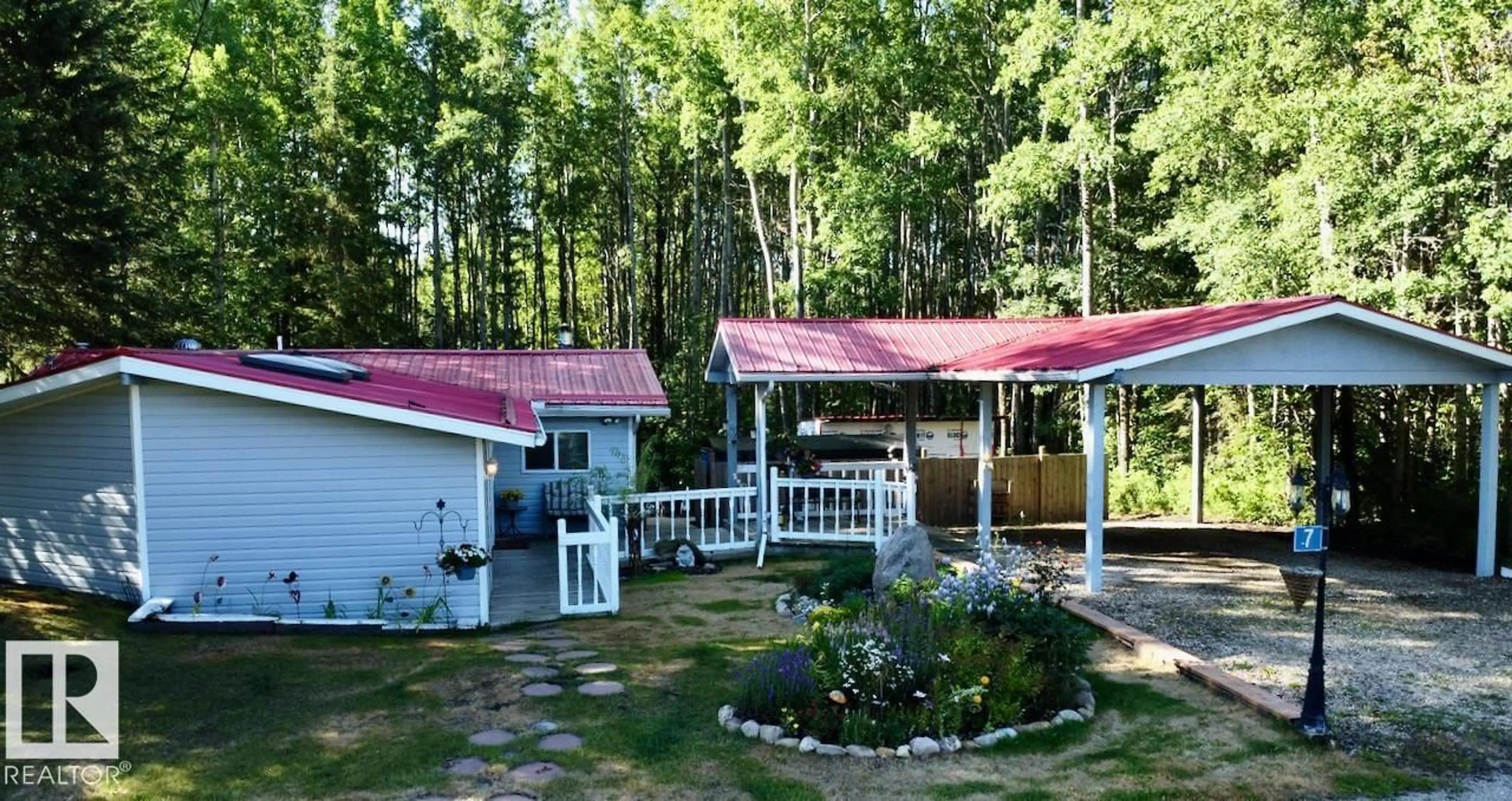 Patio, unknown for 7 - 54114 RGE ROAD 52, Rural Lac Ste. Anne County Alberta T0E0L0