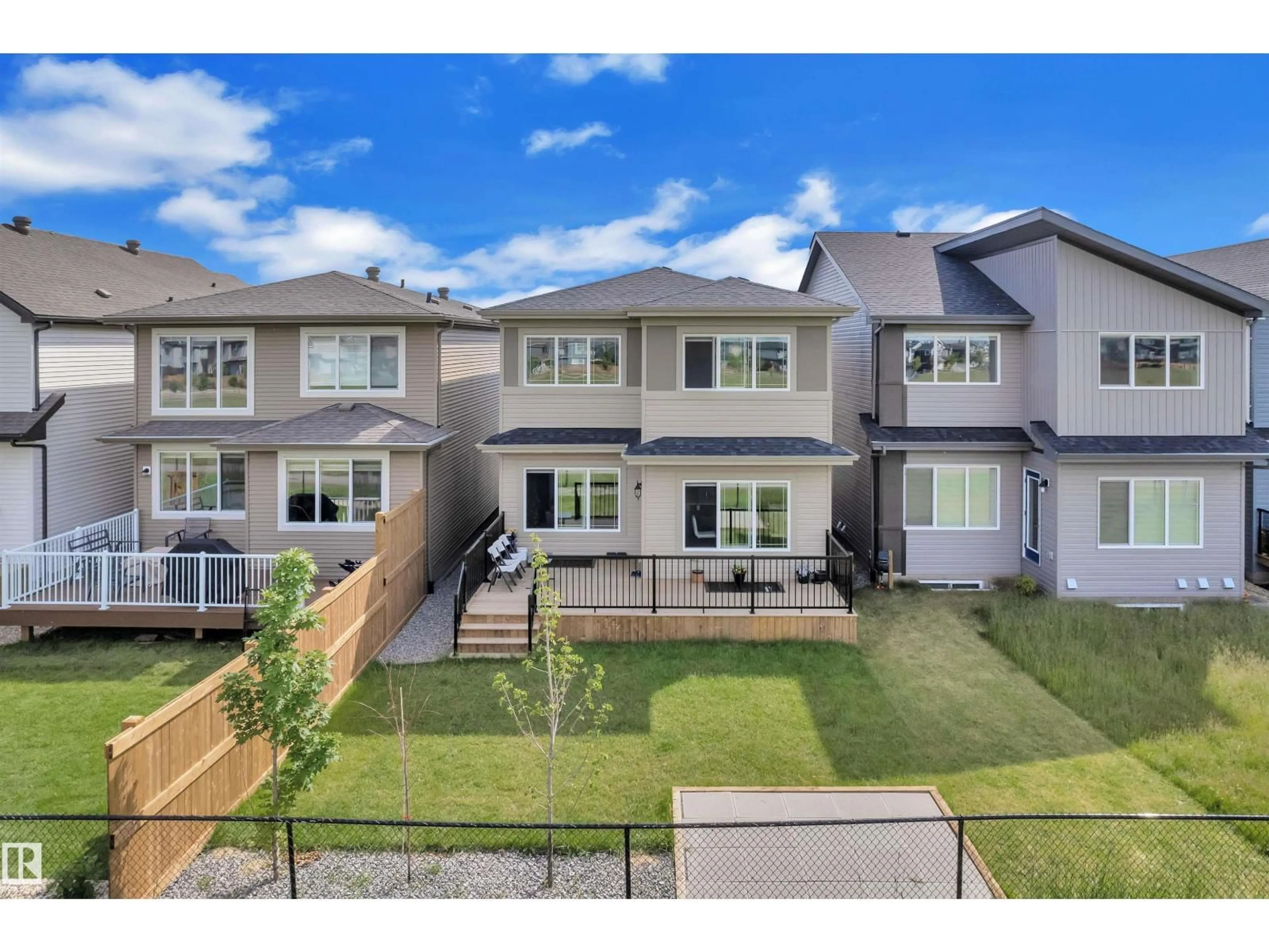 A pic from outside/outdoor area/front of a property/back of a property/a pic from drone, street for 15640 18 AV, Edmonton Alberta T6W5C2