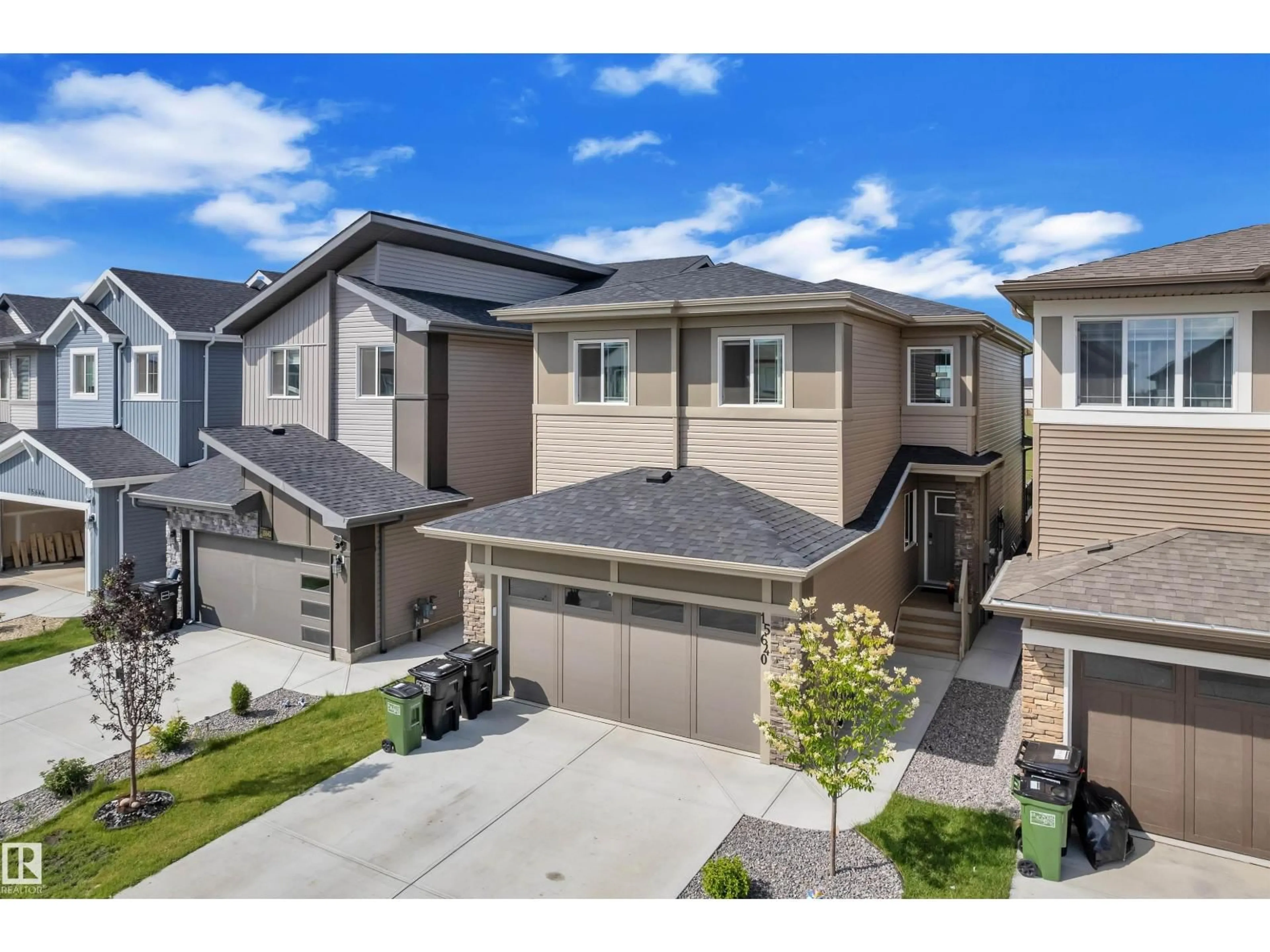 A pic from outside/outdoor area/front of a property/back of a property/a pic from drone, street for 15640 18 AV, Edmonton Alberta T6W5C2