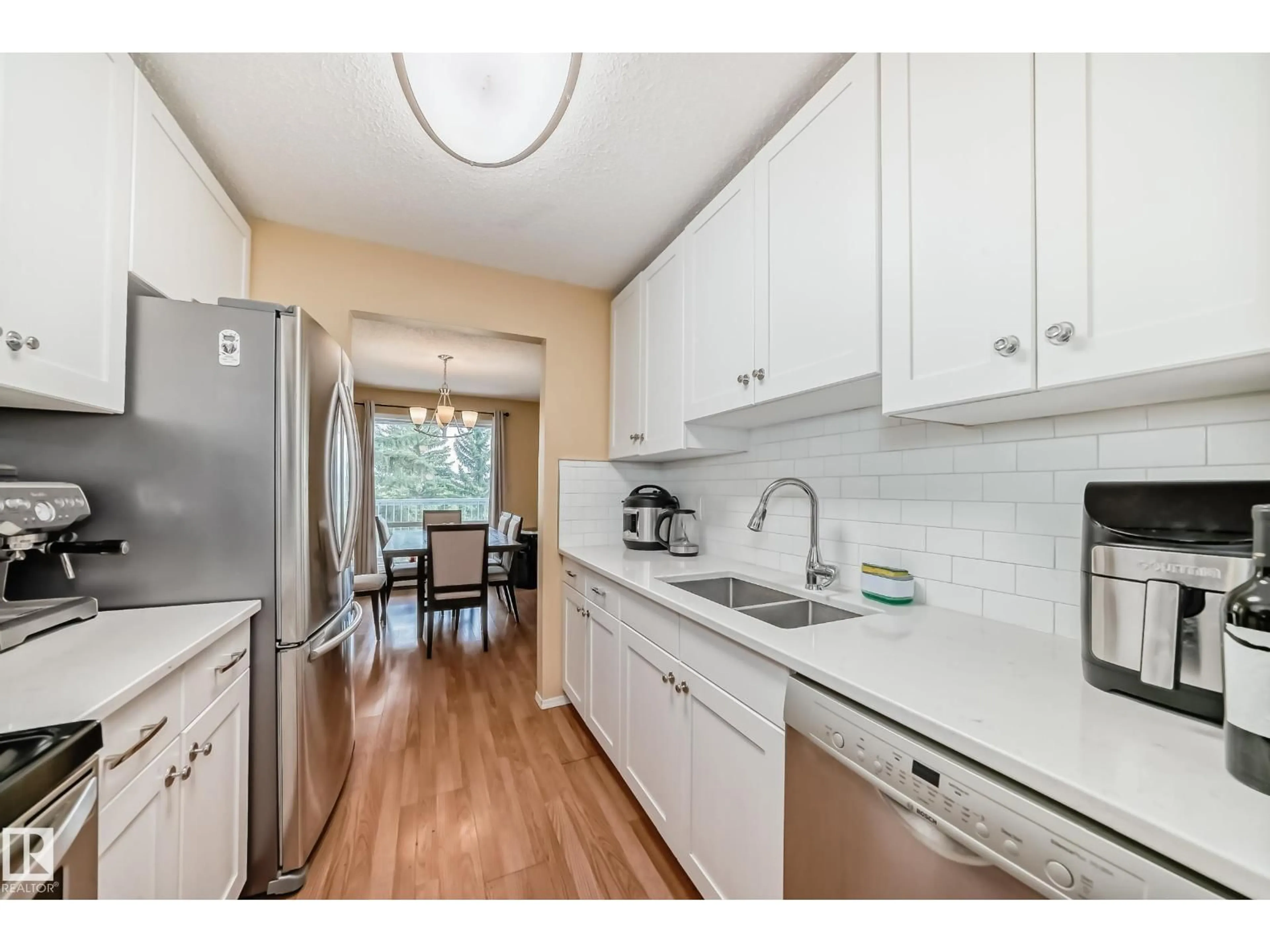 Standard kitchen, unknown for #312 - 15503 106 ST, Edmonton Alberta T5X5W7