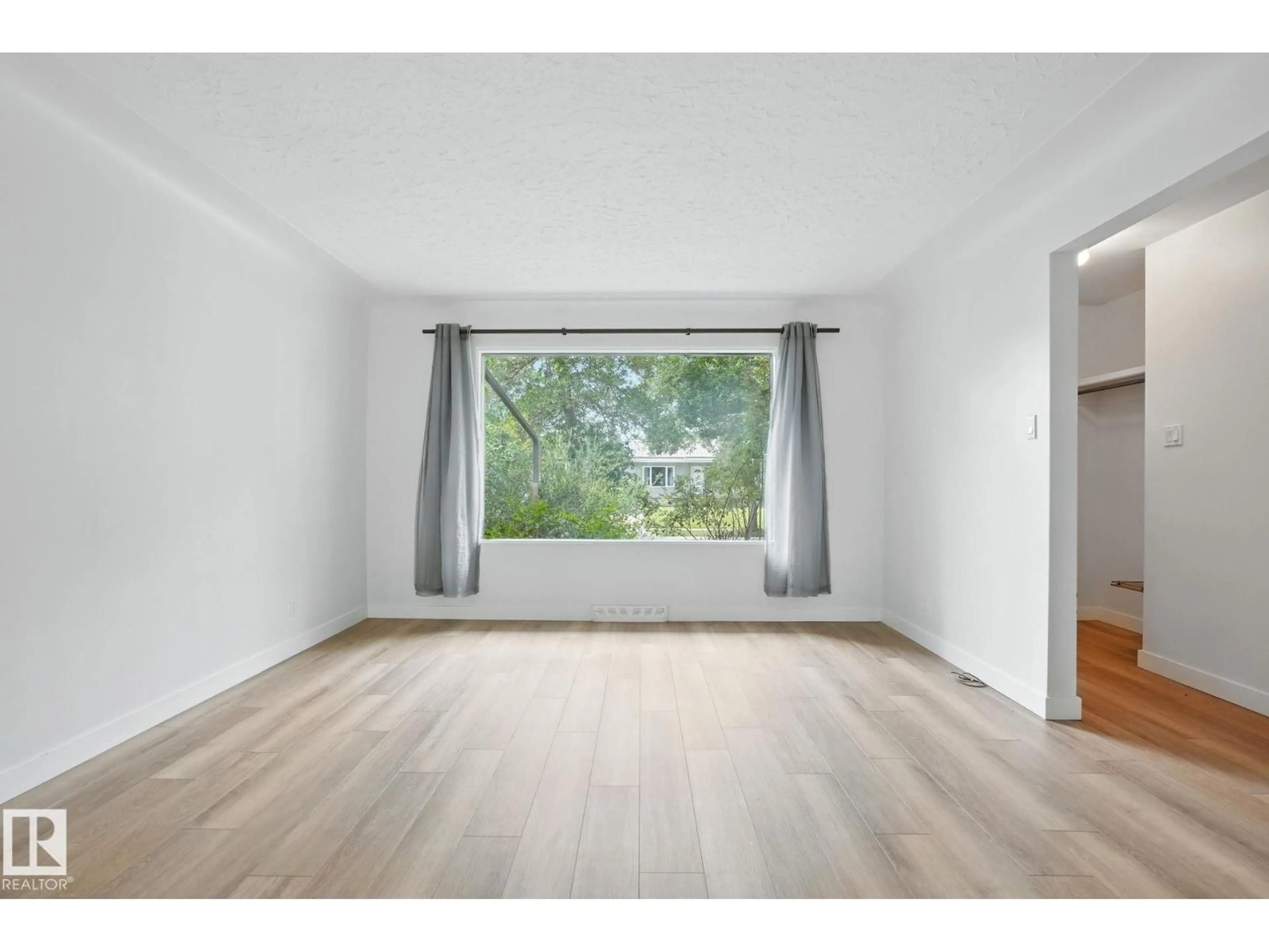 A pic of a room for NW - 10939 148 ST, Edmonton Alberta T5N3H6