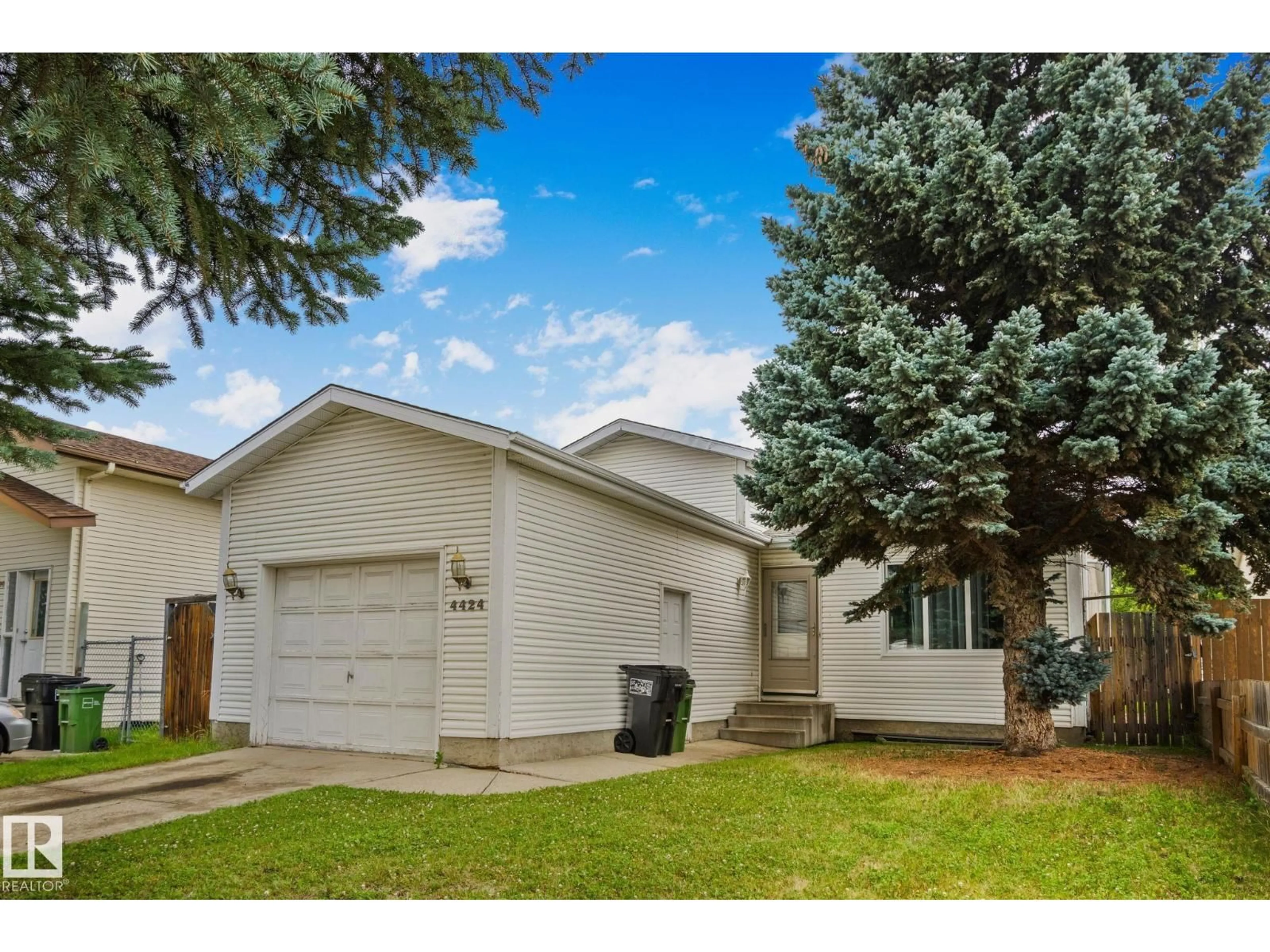Home with vinyl exterior material, street for 4424 32A AV, Edmonton Alberta T6L4W8