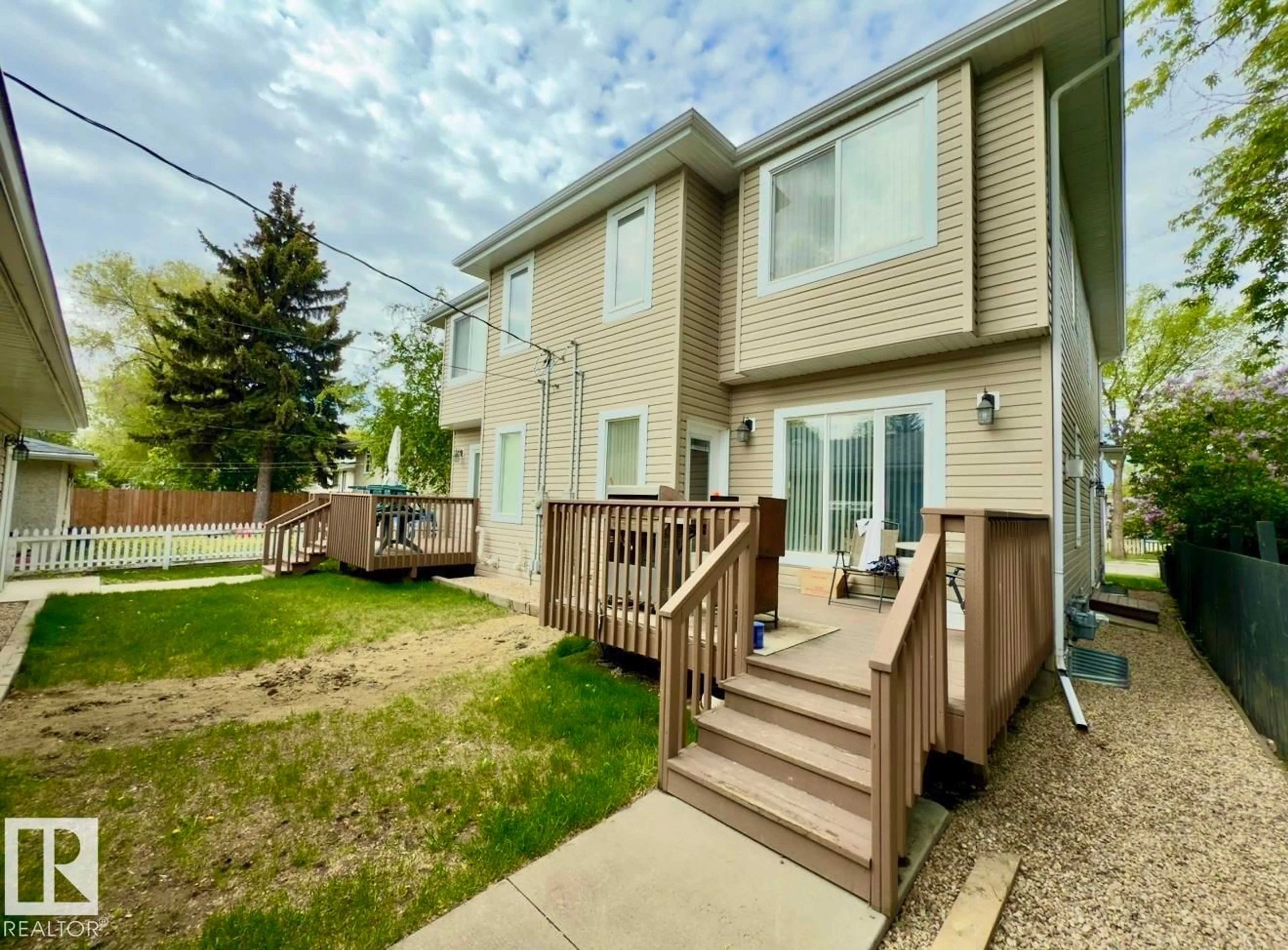 Patio, street for 12913 124 ST, Edmonton Alberta T5L0P6