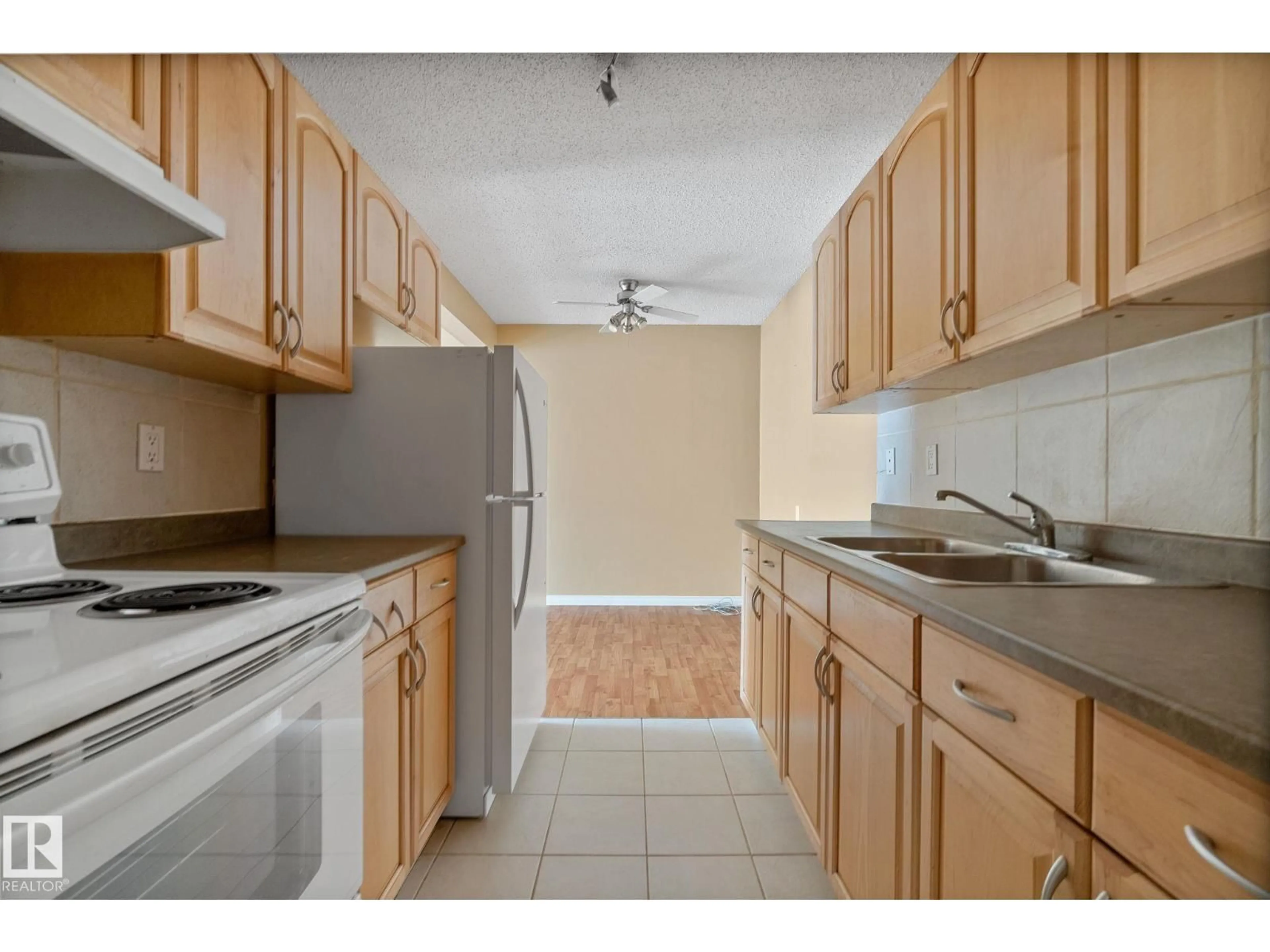Standard kitchen, unknown for #305 - 10529 93 ST, Edmonton Alberta T5H1X6