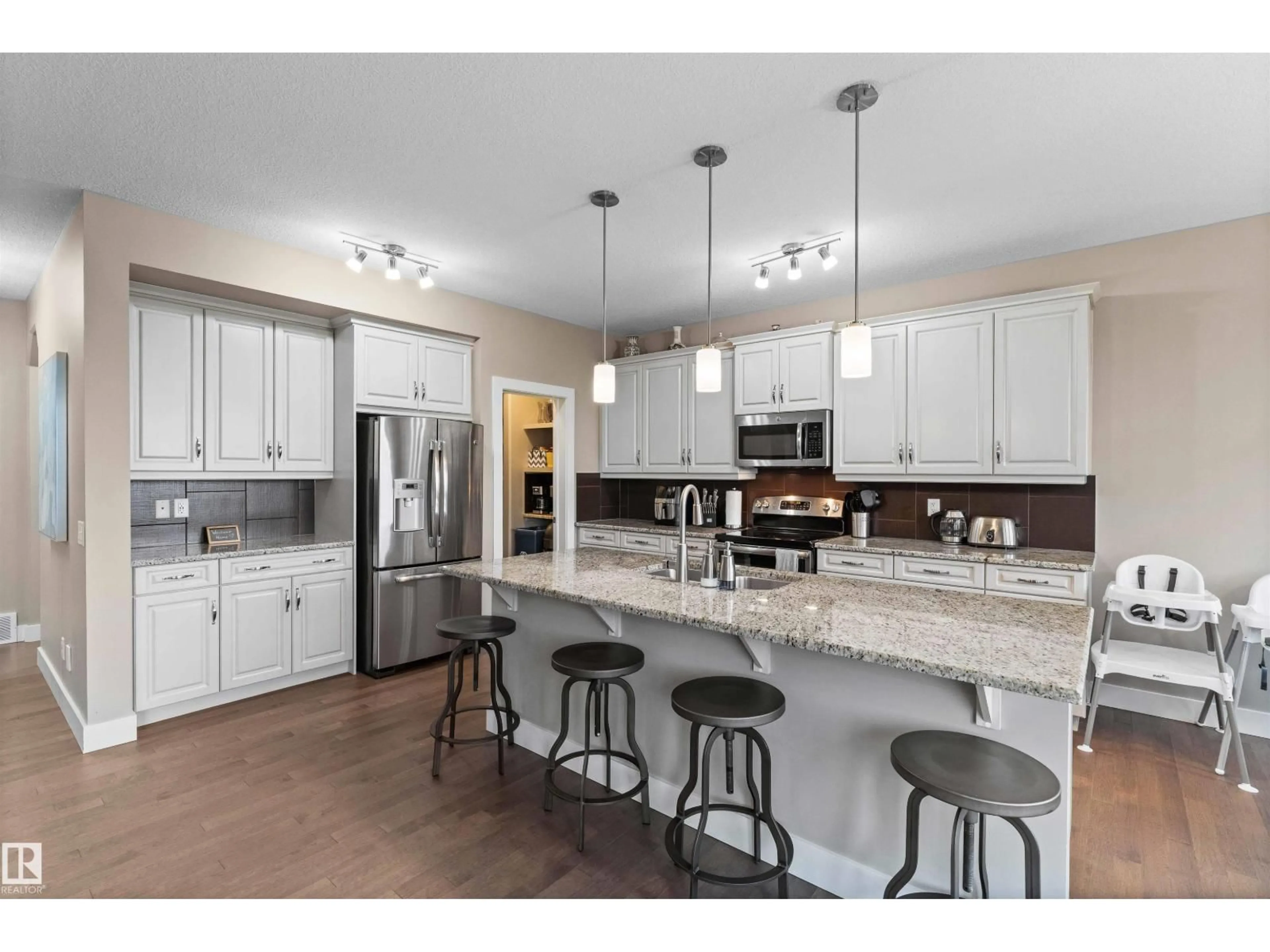 Open concept kitchen, ceramic/tile floor for 20 ALDRIDGE CR, Sherwood Park Alberta T8H0Y2
