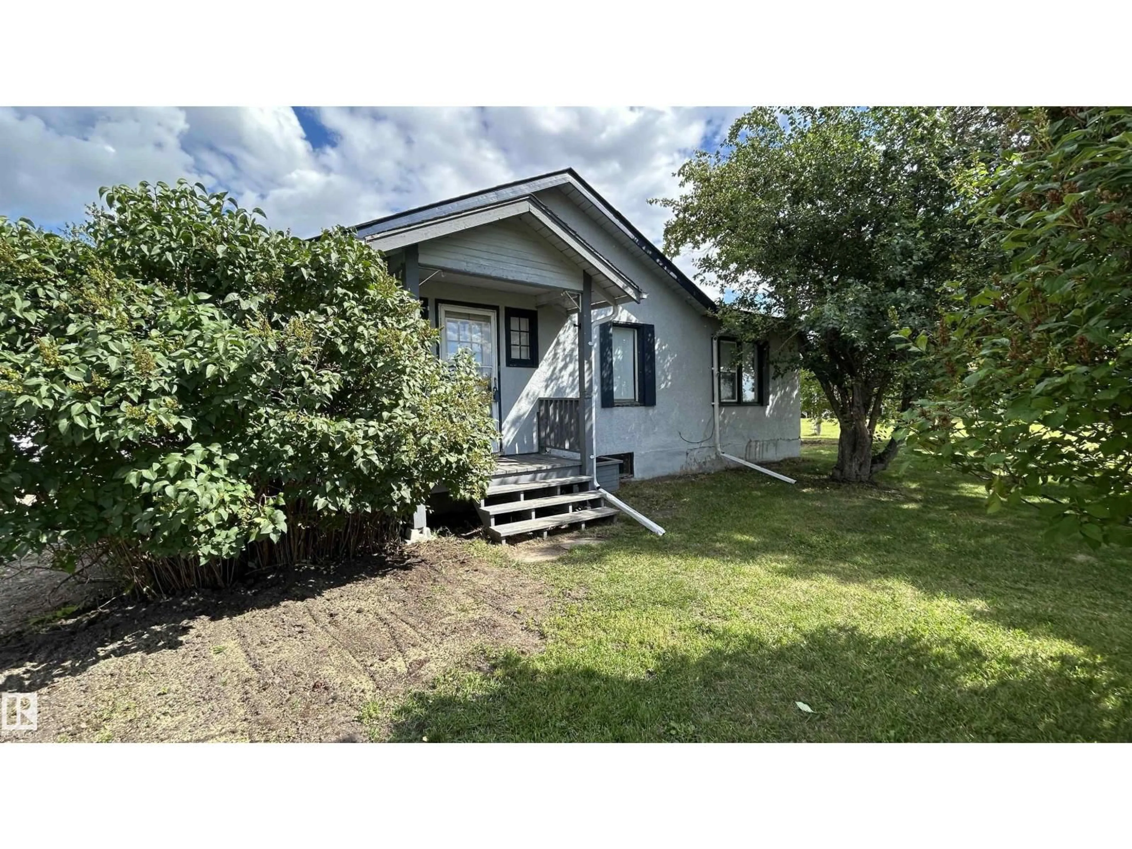 Shed for 4911 51 ST, Fort Kent Alberta T9N1H0