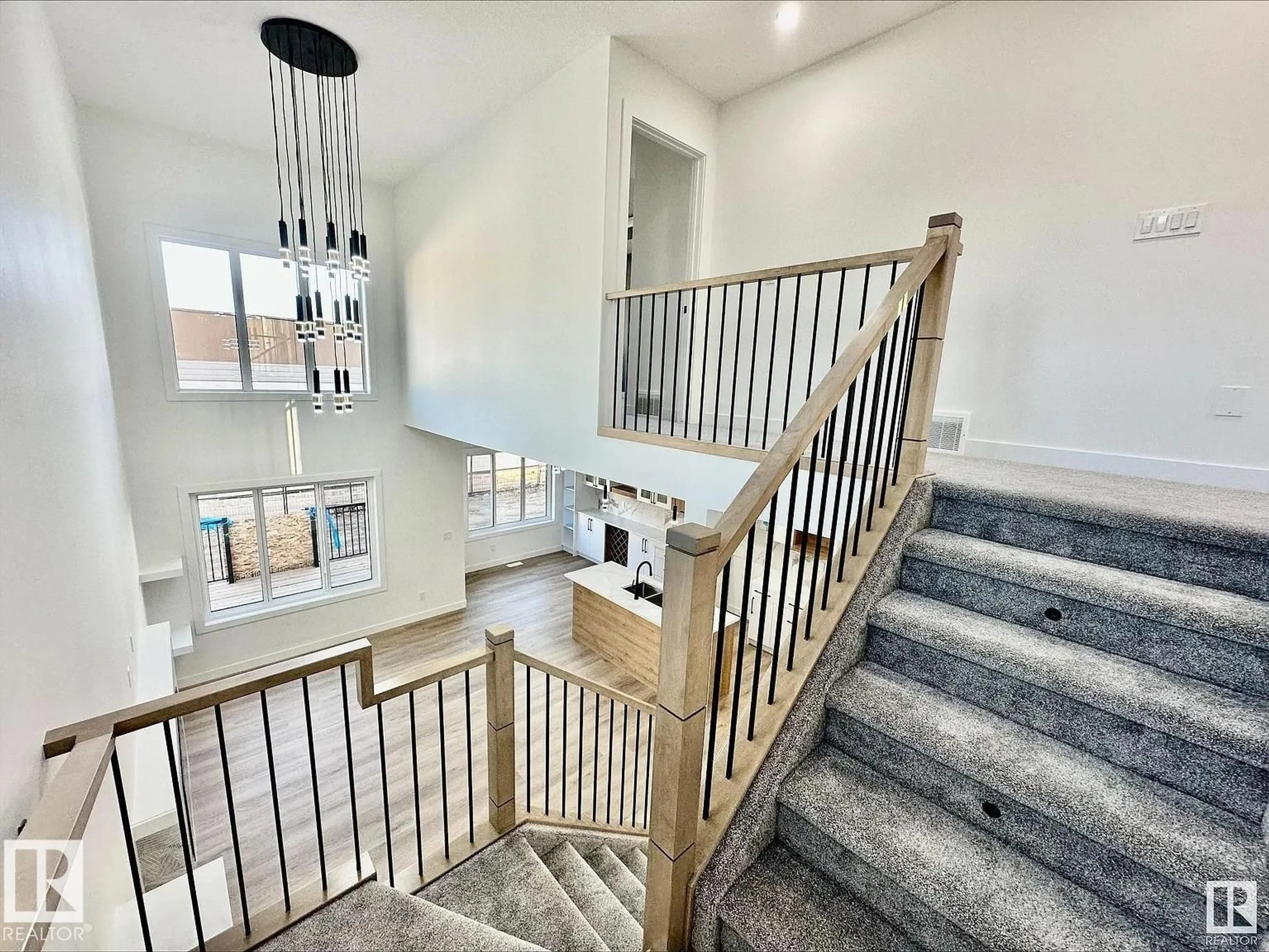 Stairs for 38 ASTORIA PL, Devon Alberta T9G0M7