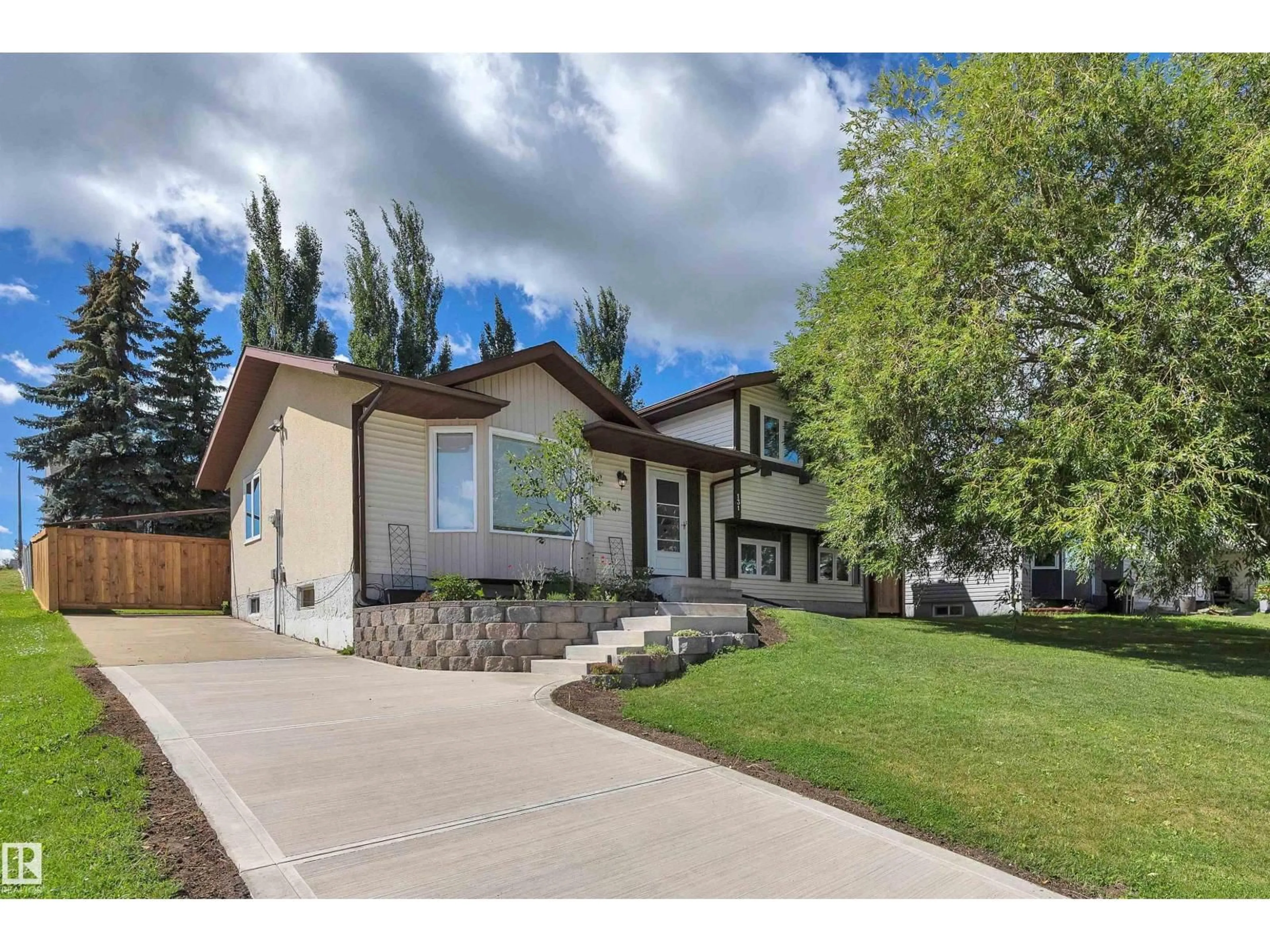 Home with brick exterior material, street for 131 HILLSIDE DR, Millet Alberta T0C1Z0