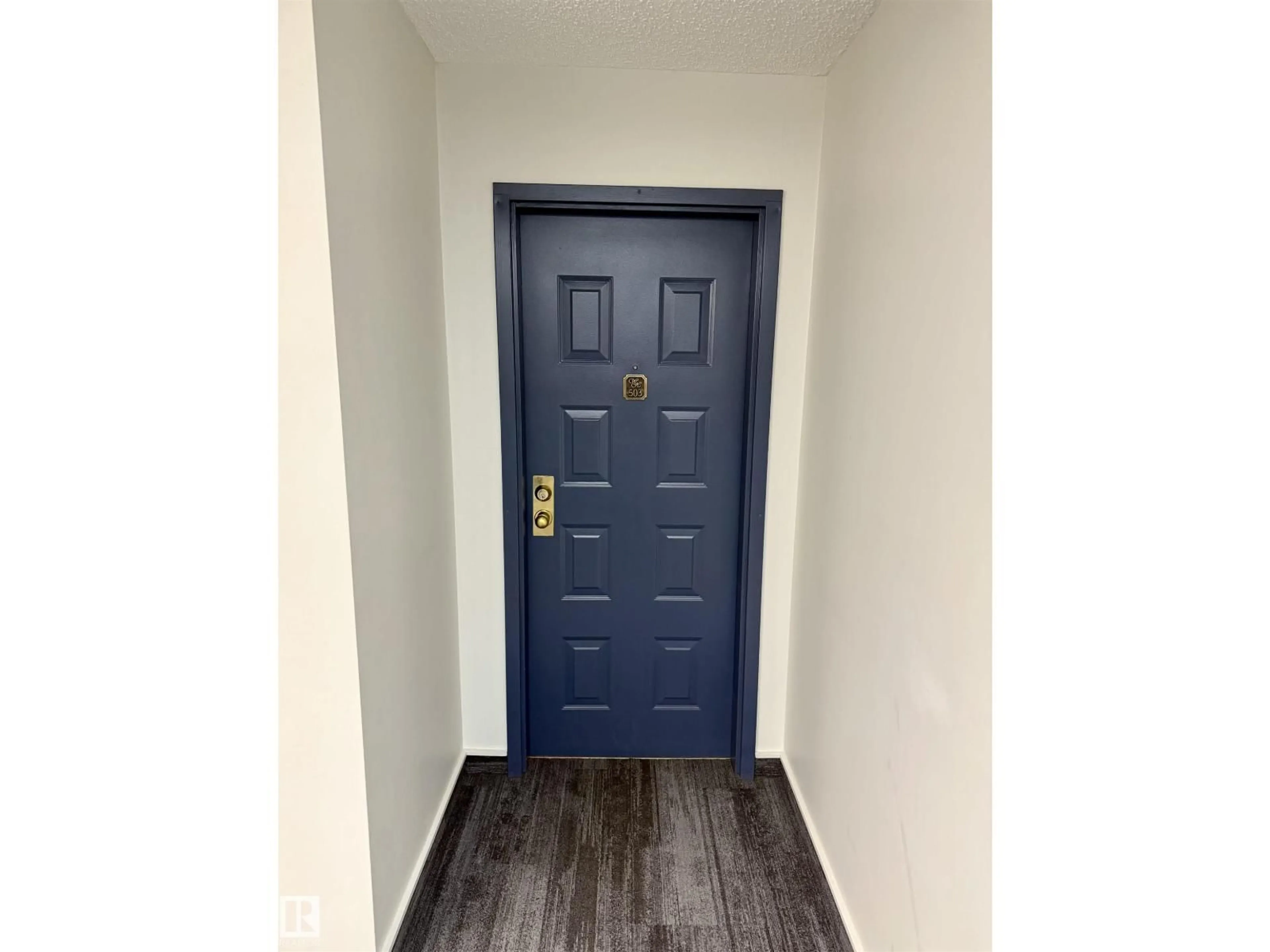 Indoor entryway for #503 - 10545 SASKATCHEWAN DR, Edmonton Alberta T6E6C6